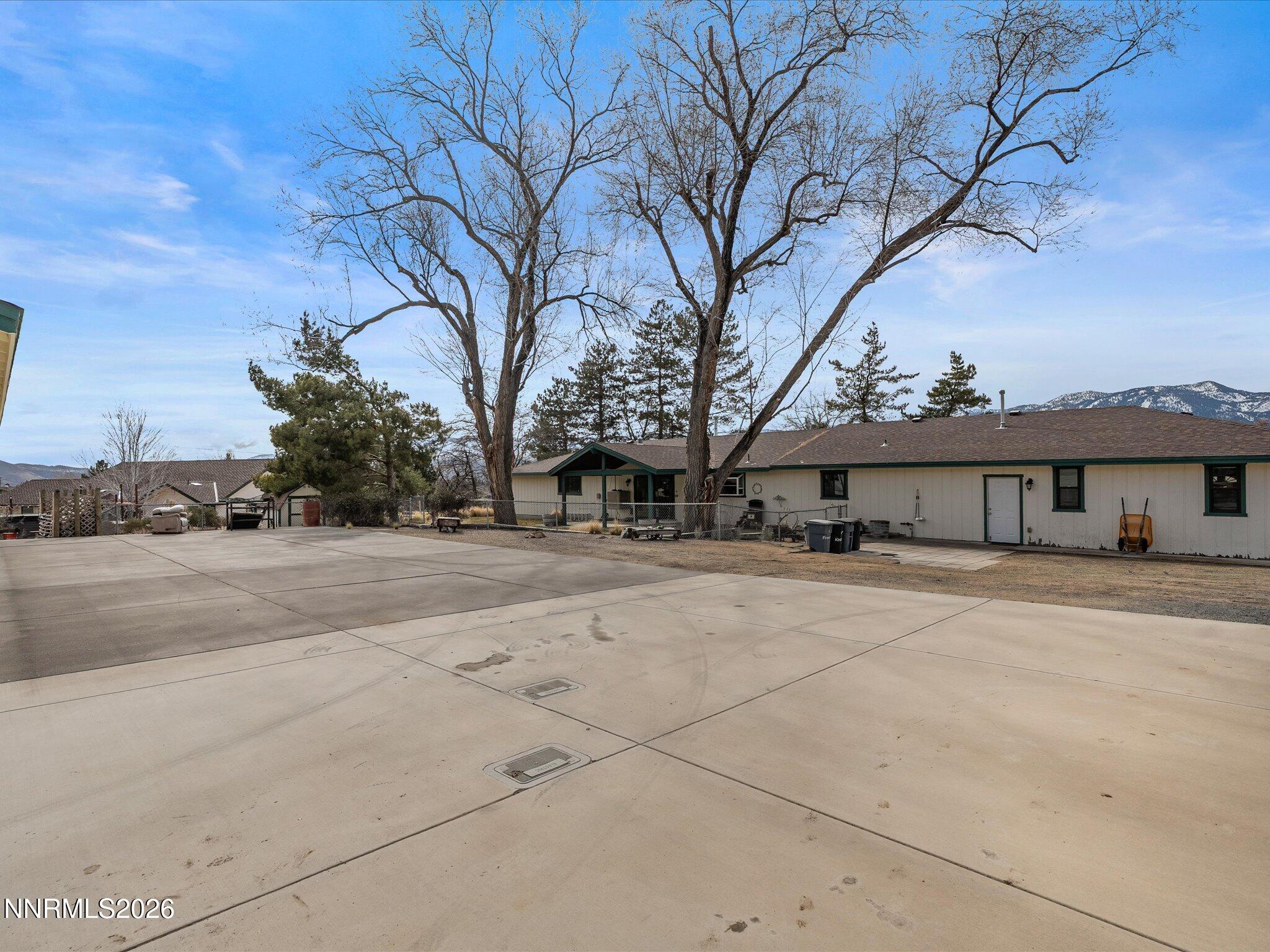 4025 Drake Way