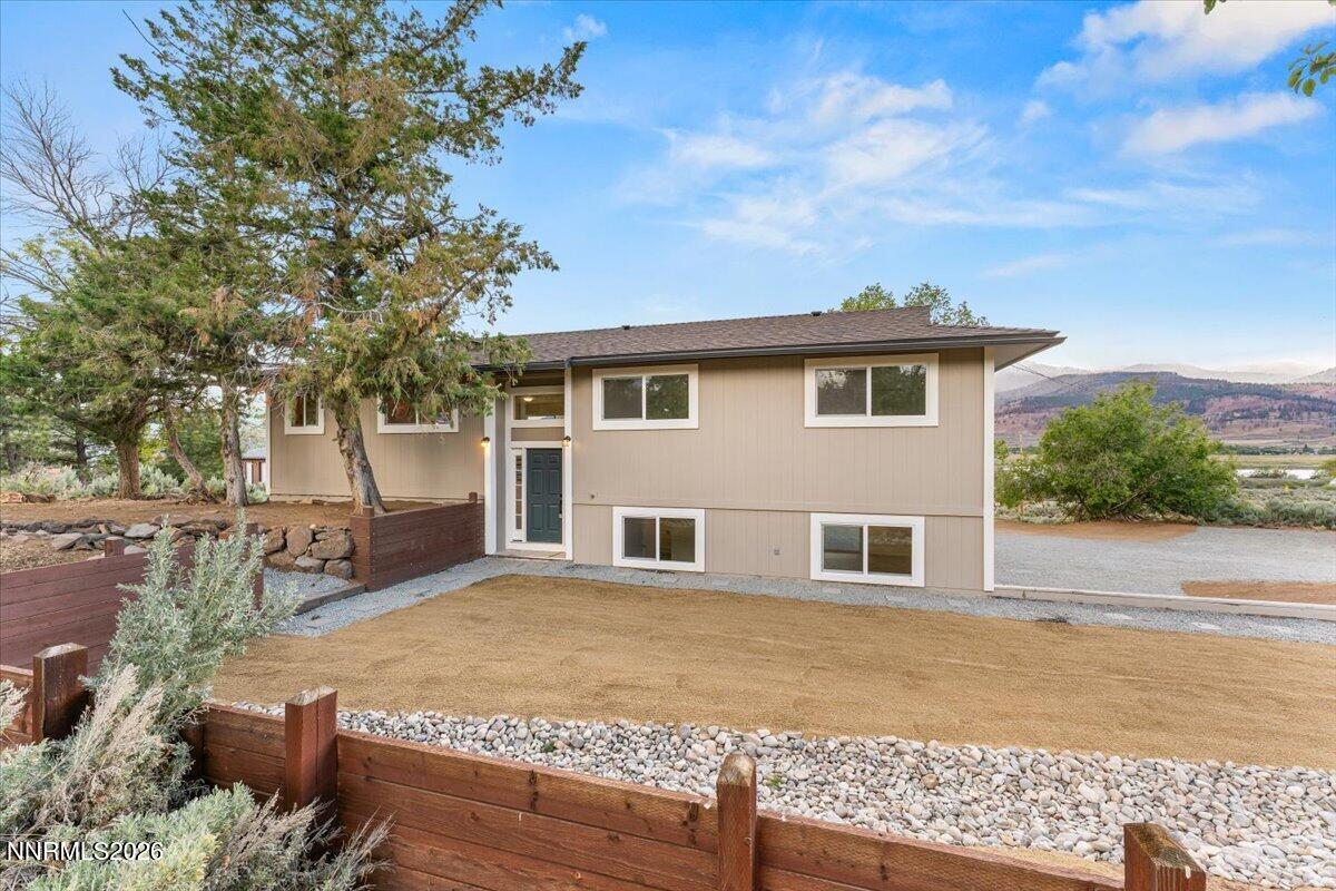 1225 Brenda Way