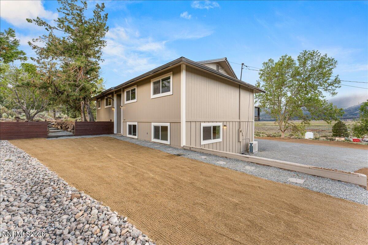 1225 Brenda Way