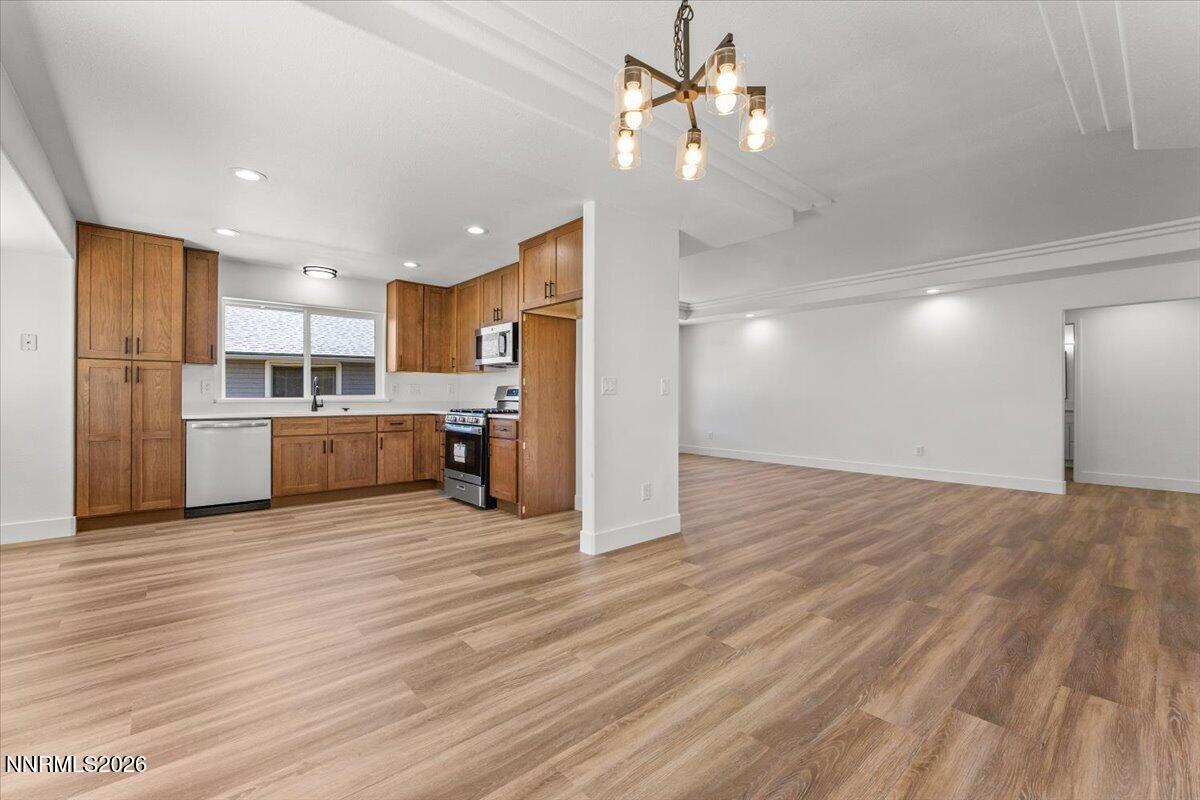 1785 Mahogany Circle