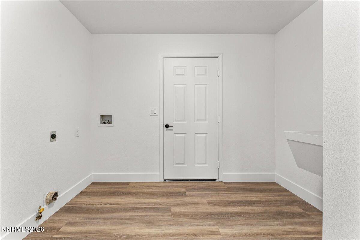 1785 Mahogany Circle