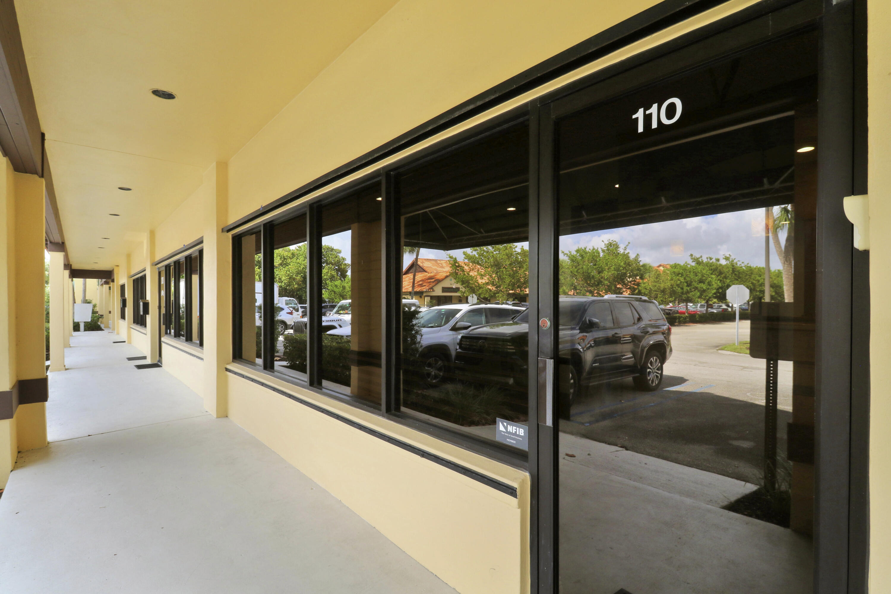 725 N Hwy A1a C110