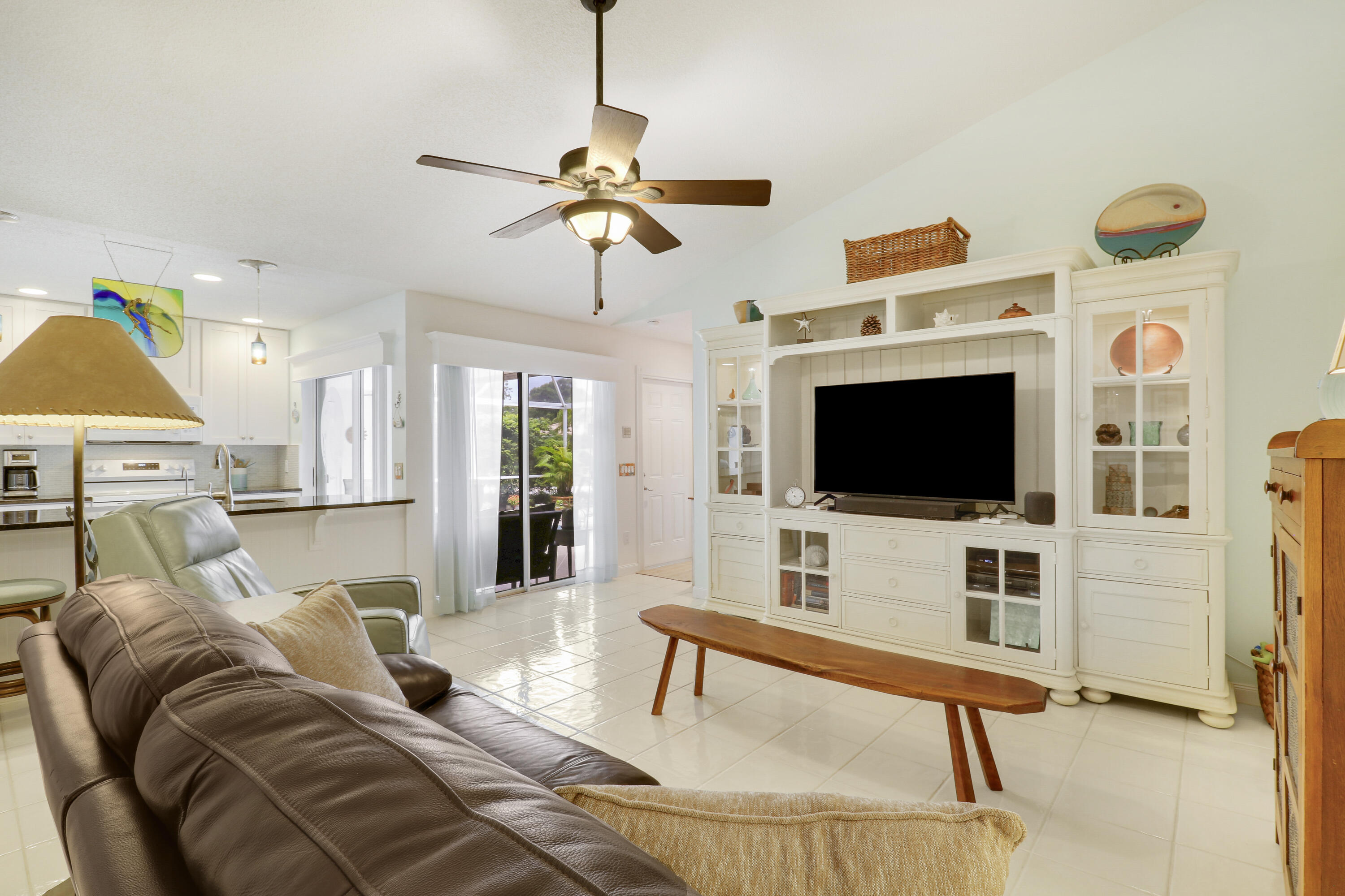 10301 Chapman Oak Court