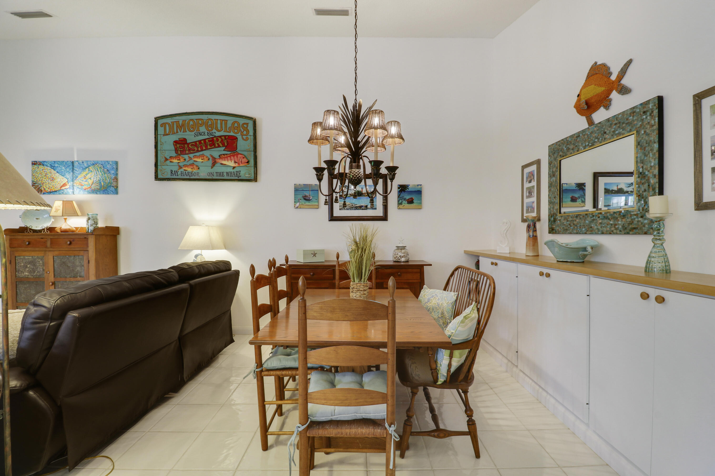 10301 Chapman Oak Court