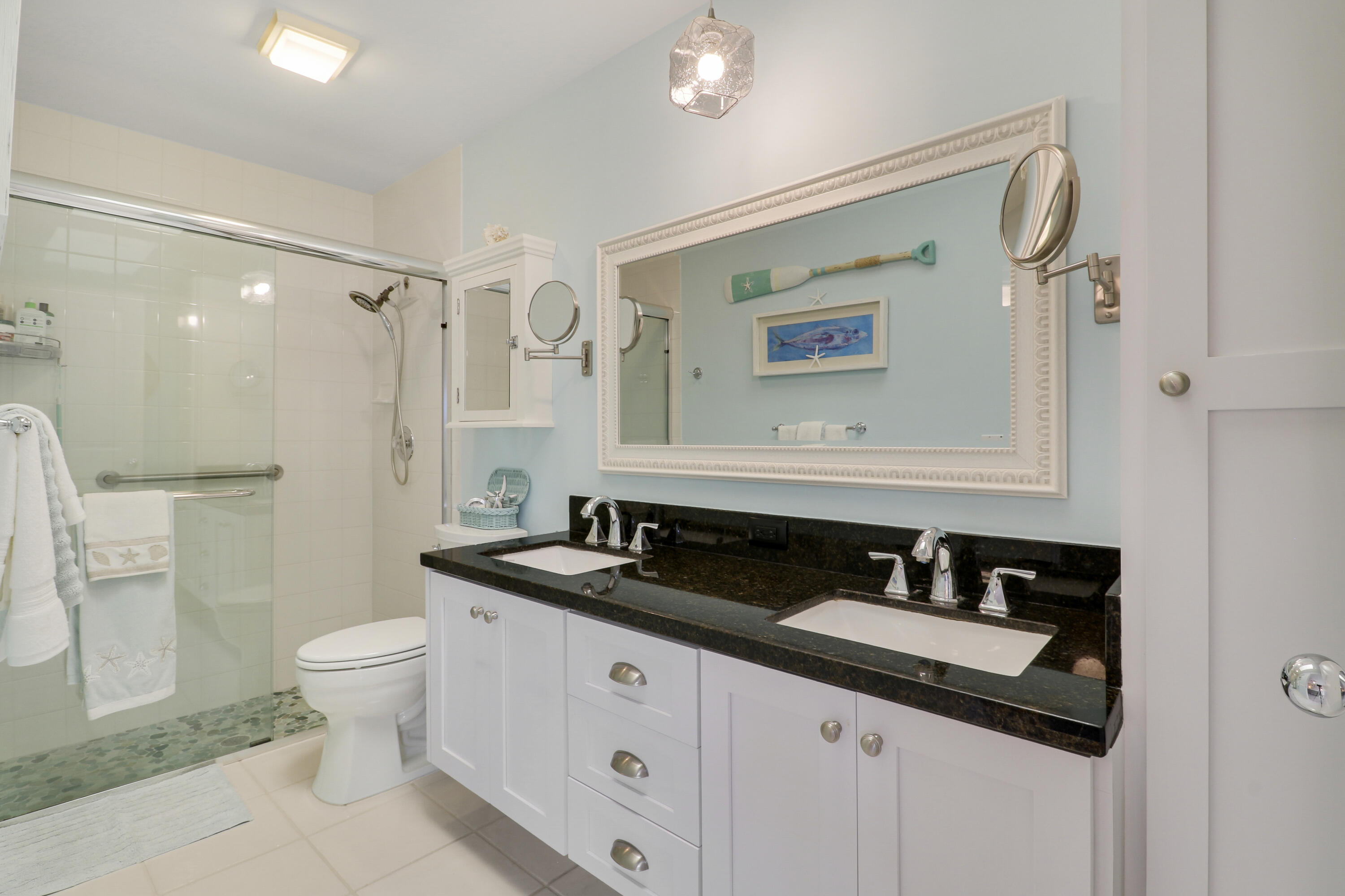 10301 Chapman Oak Court