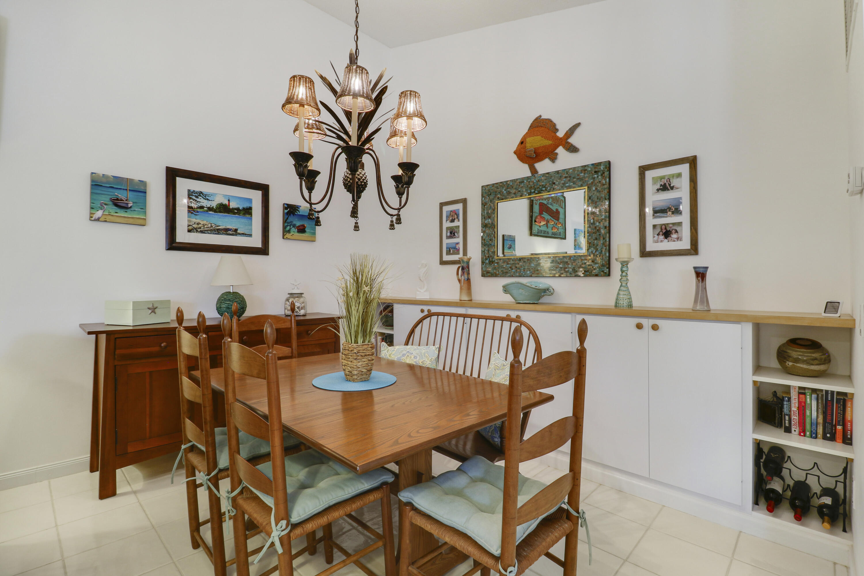 10301 Chapman Oak Court