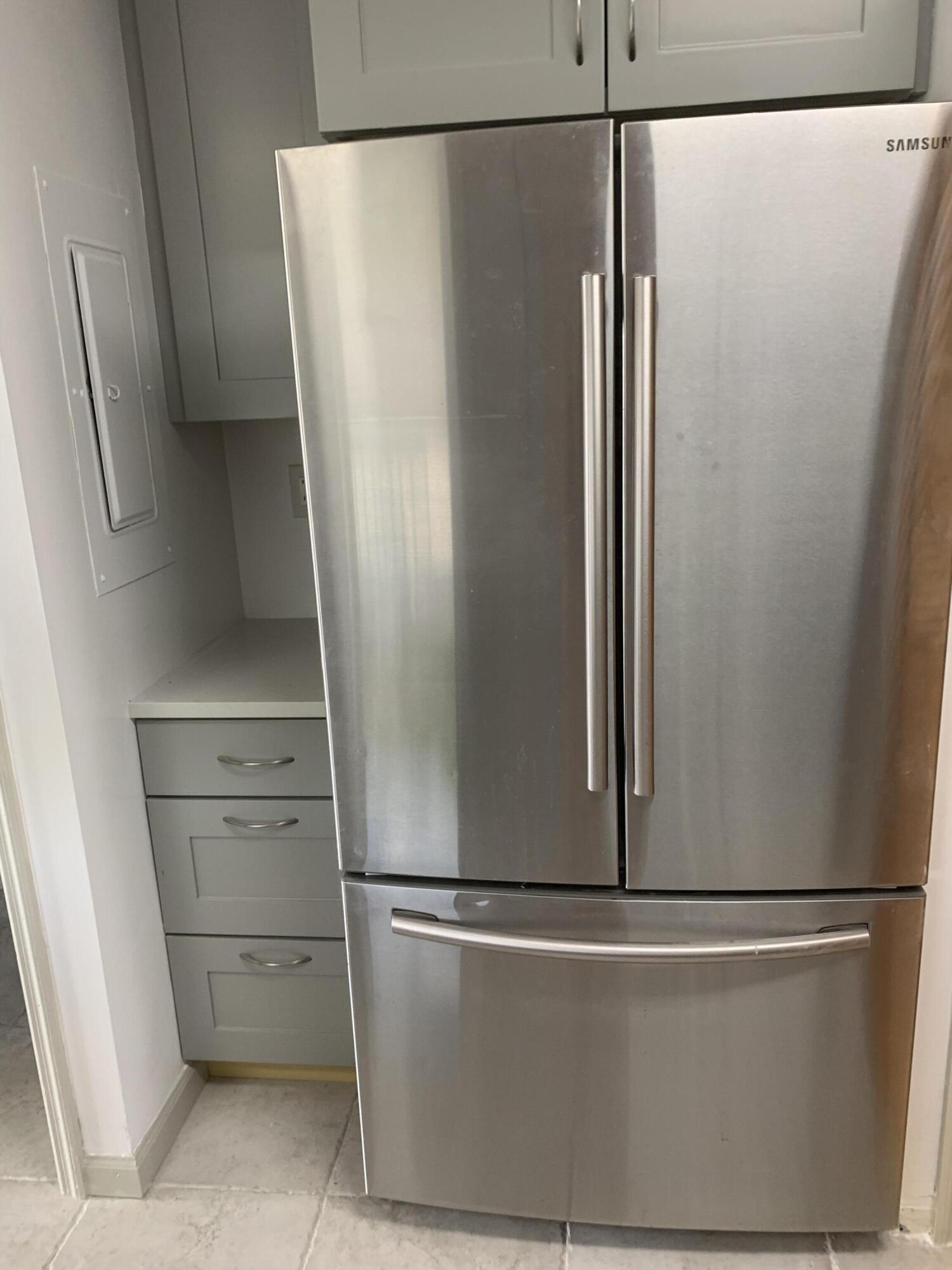 808 E Coast Avenue 808-878