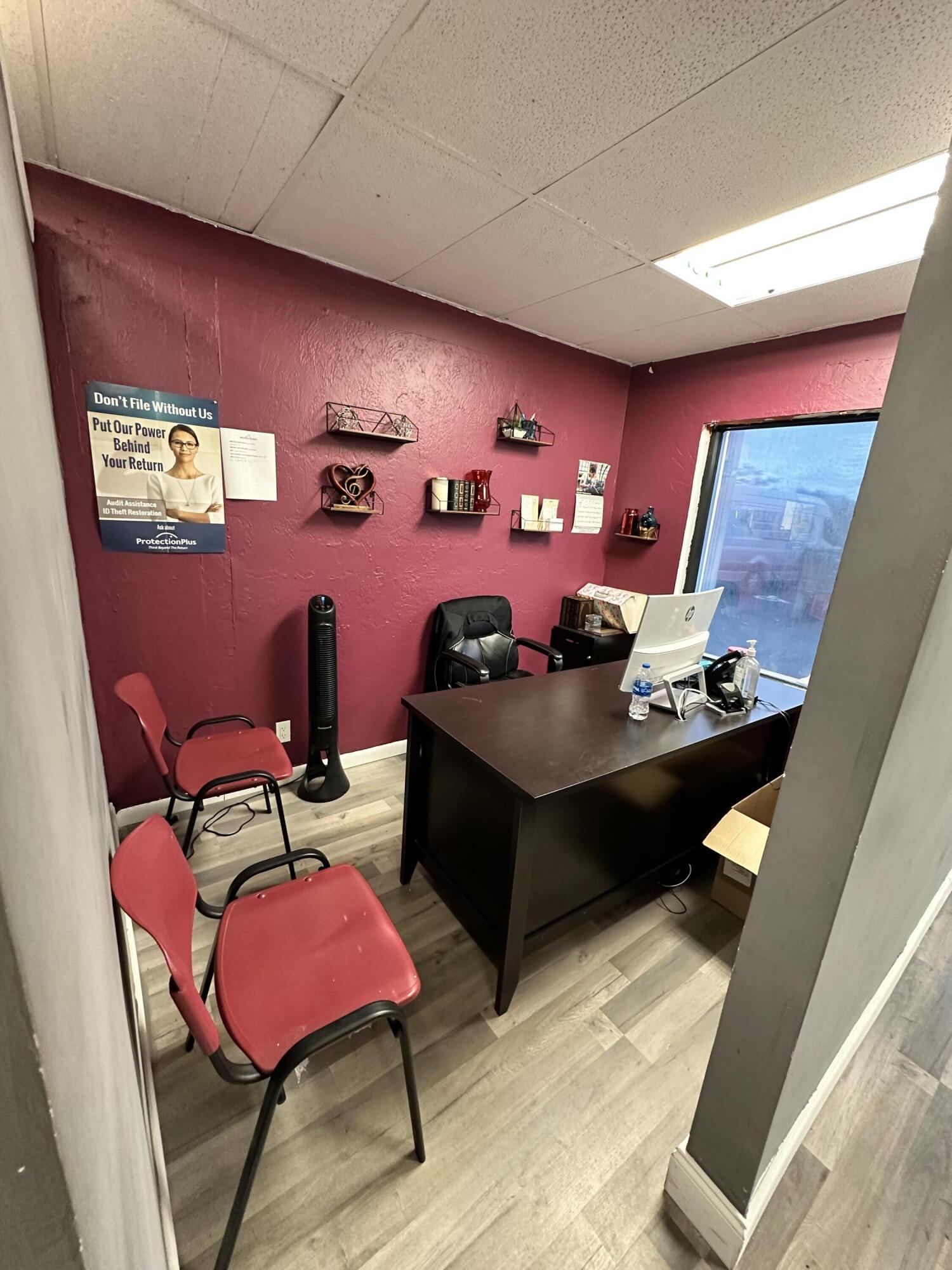 808 E Coast Avenue 808-878