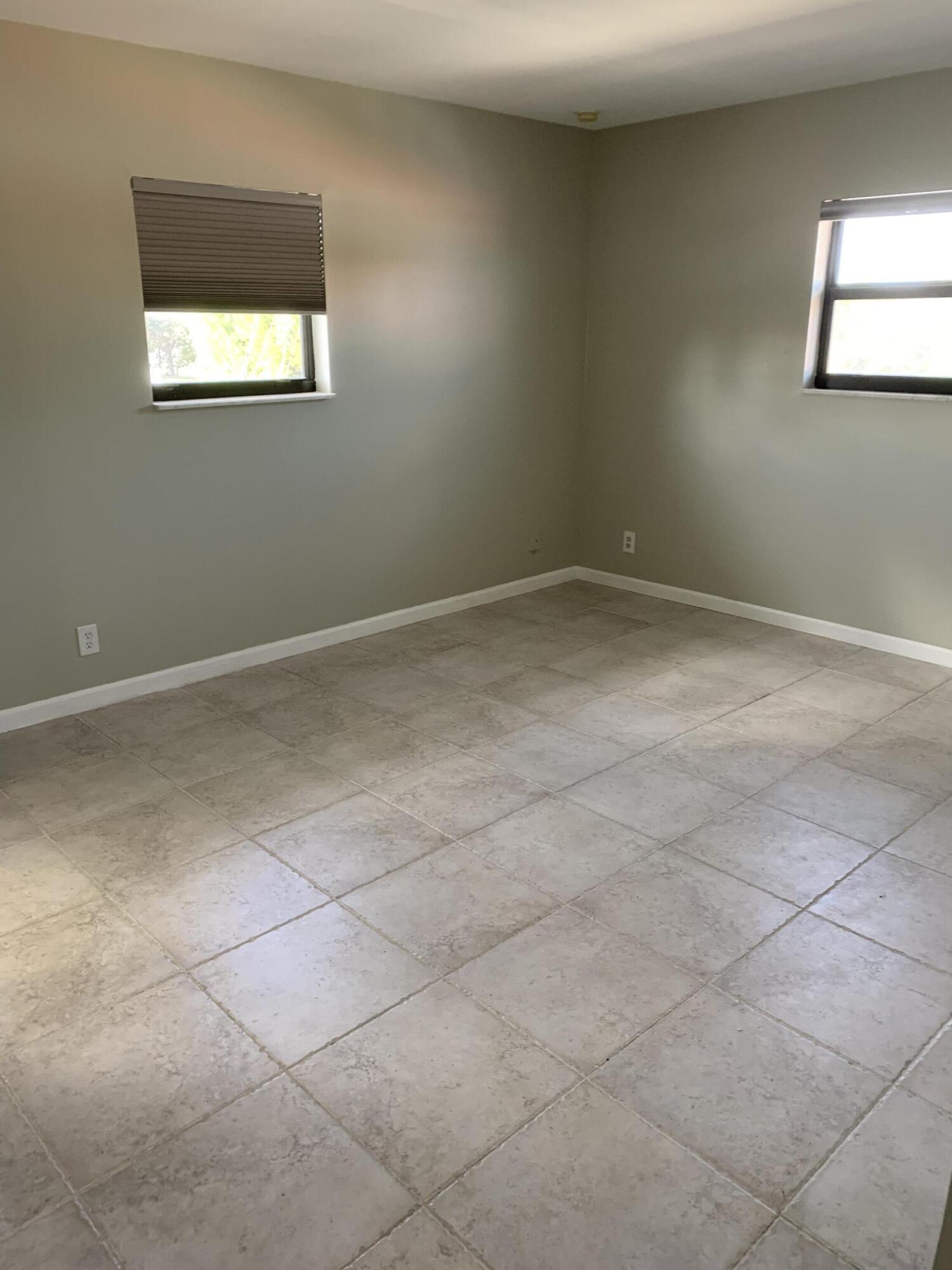 808 E Coast Avenue 808-878