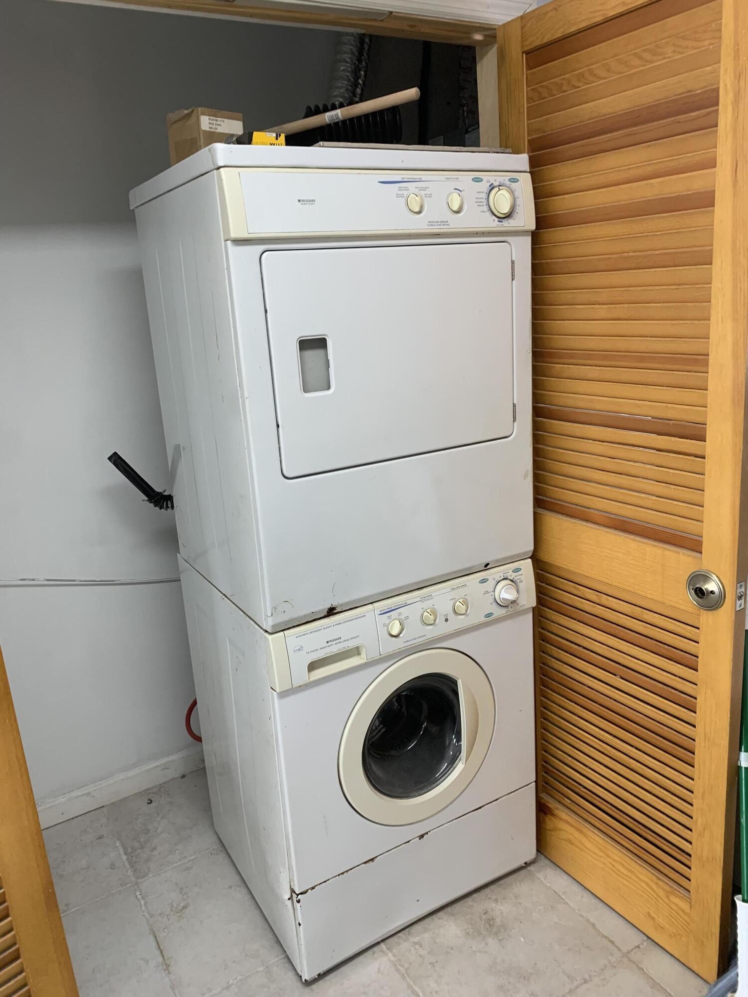 808 E Coast Avenue 808-878