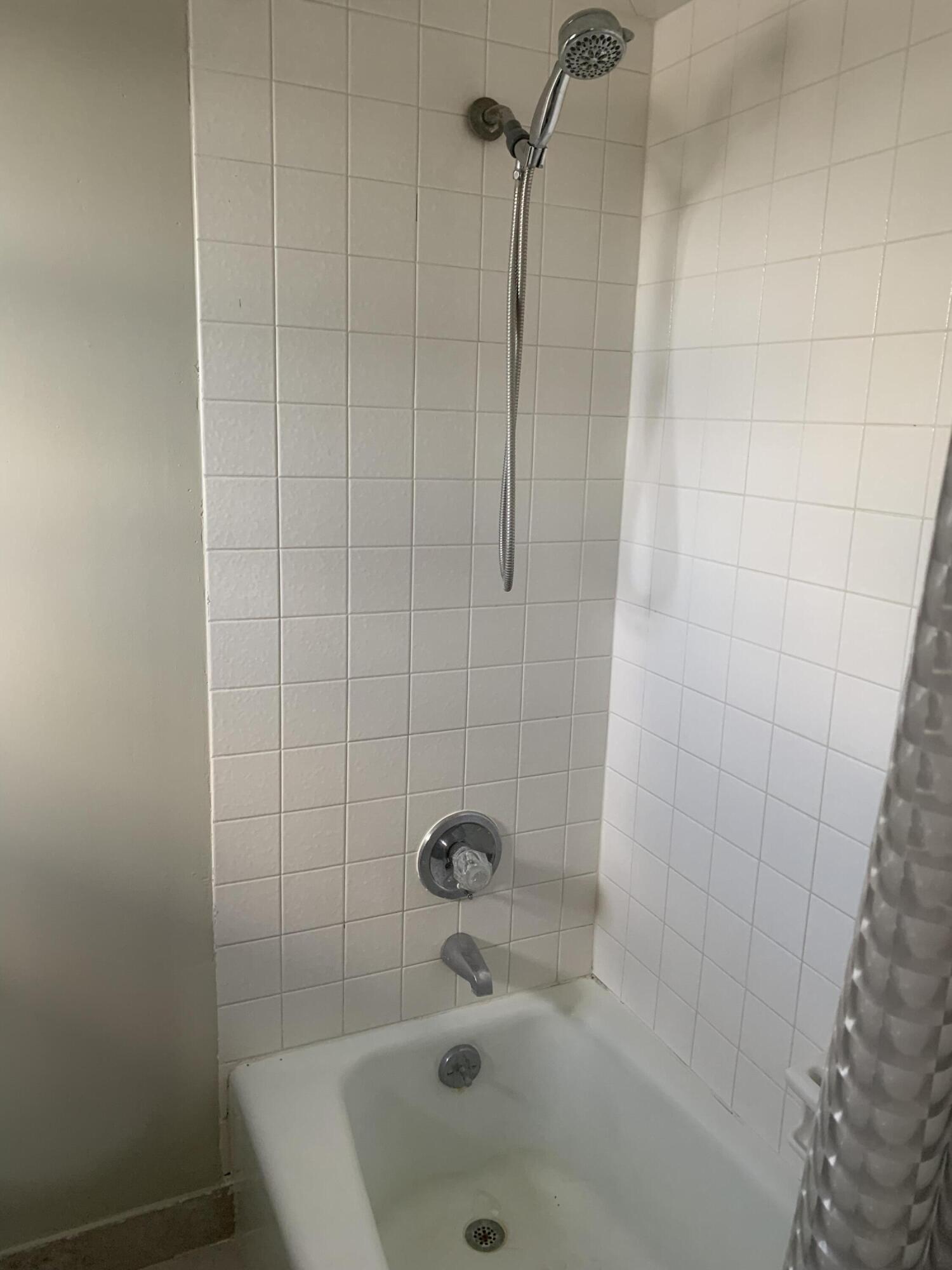 808 E Coast Avenue 808-878