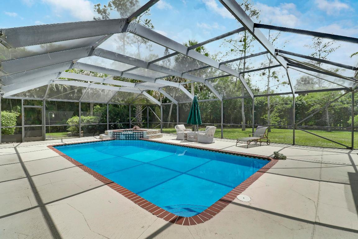 13302 Doubletree Circle