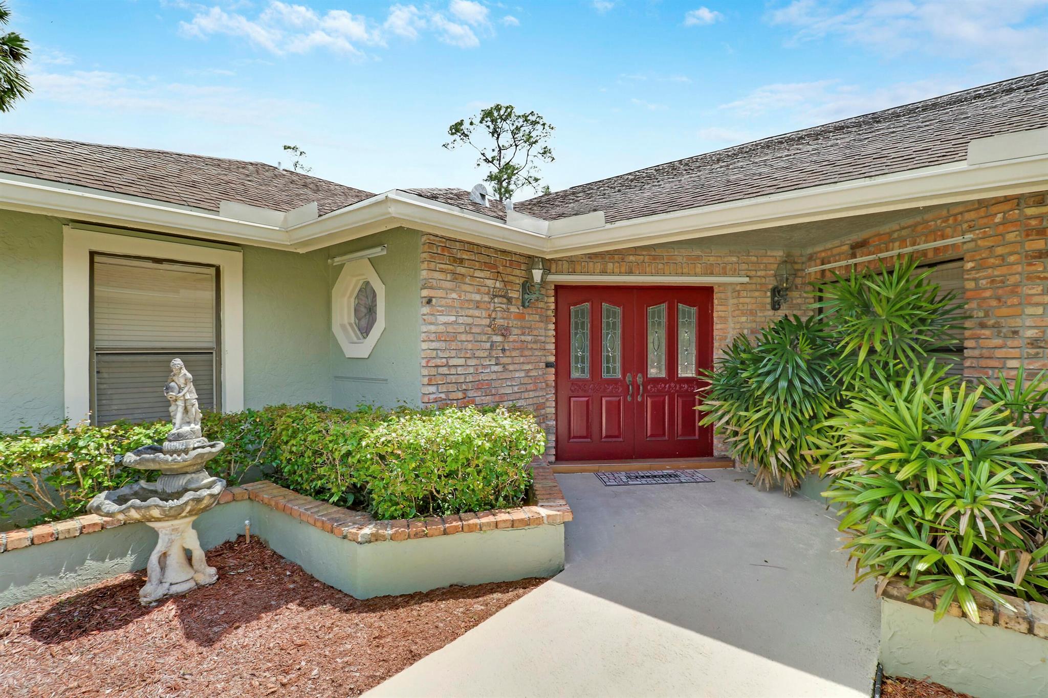 13302 Doubletree Circle