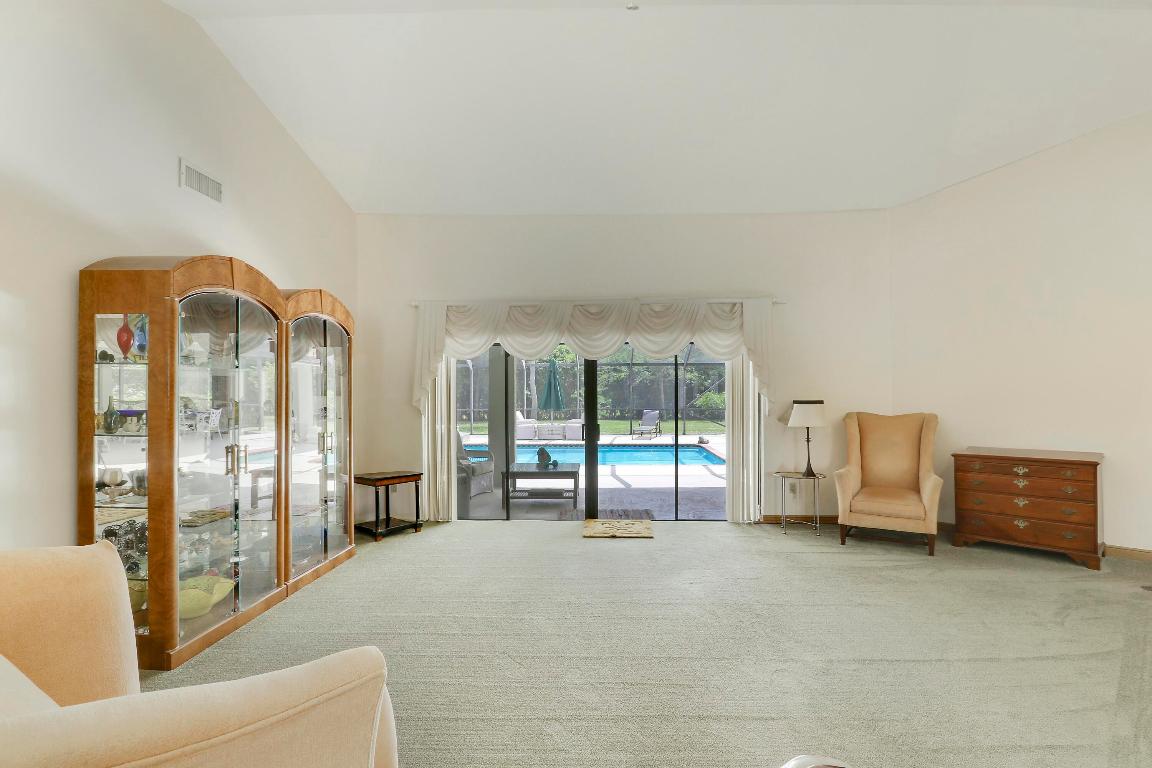 13302 Doubletree Circle