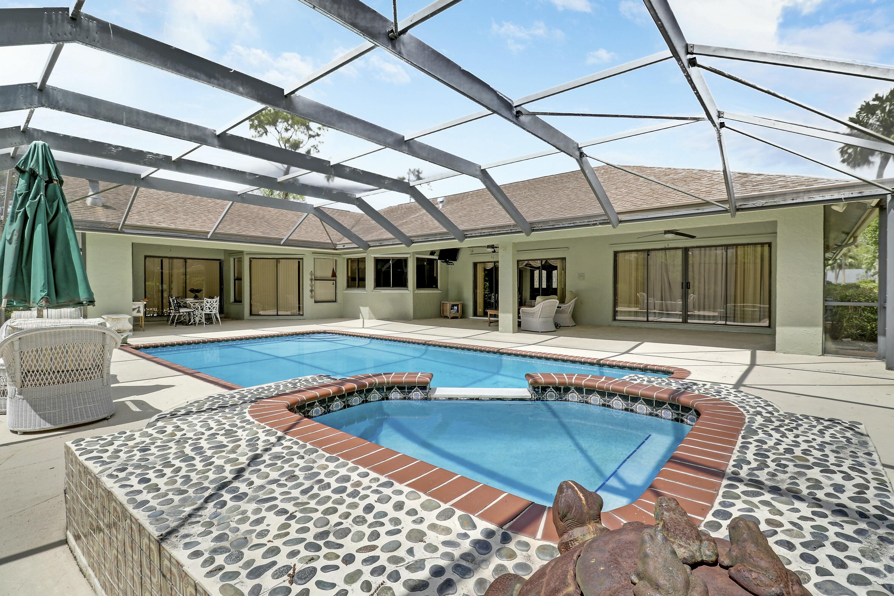 13302 Doubletree Circle