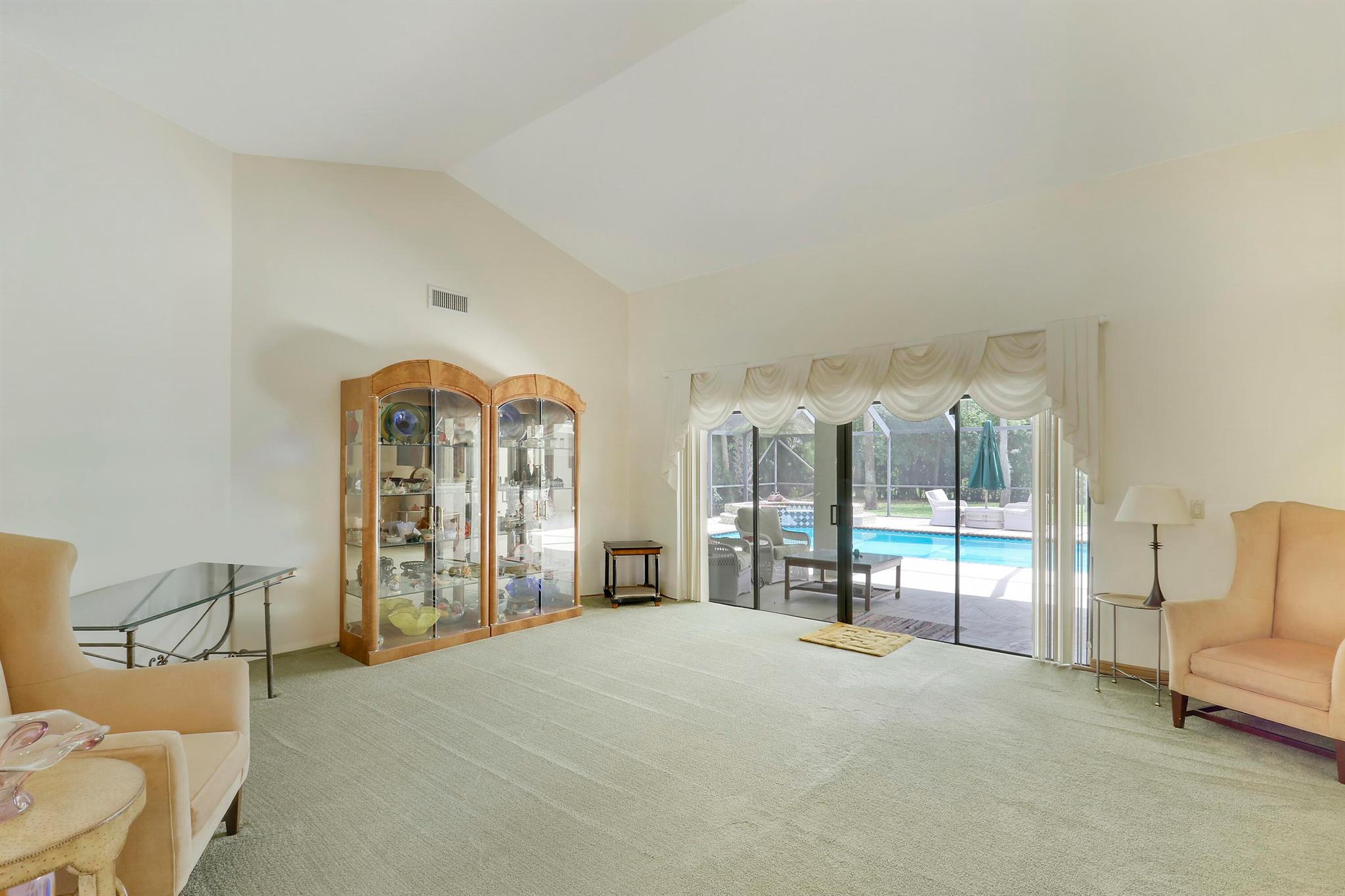 13302 Doubletree Circle