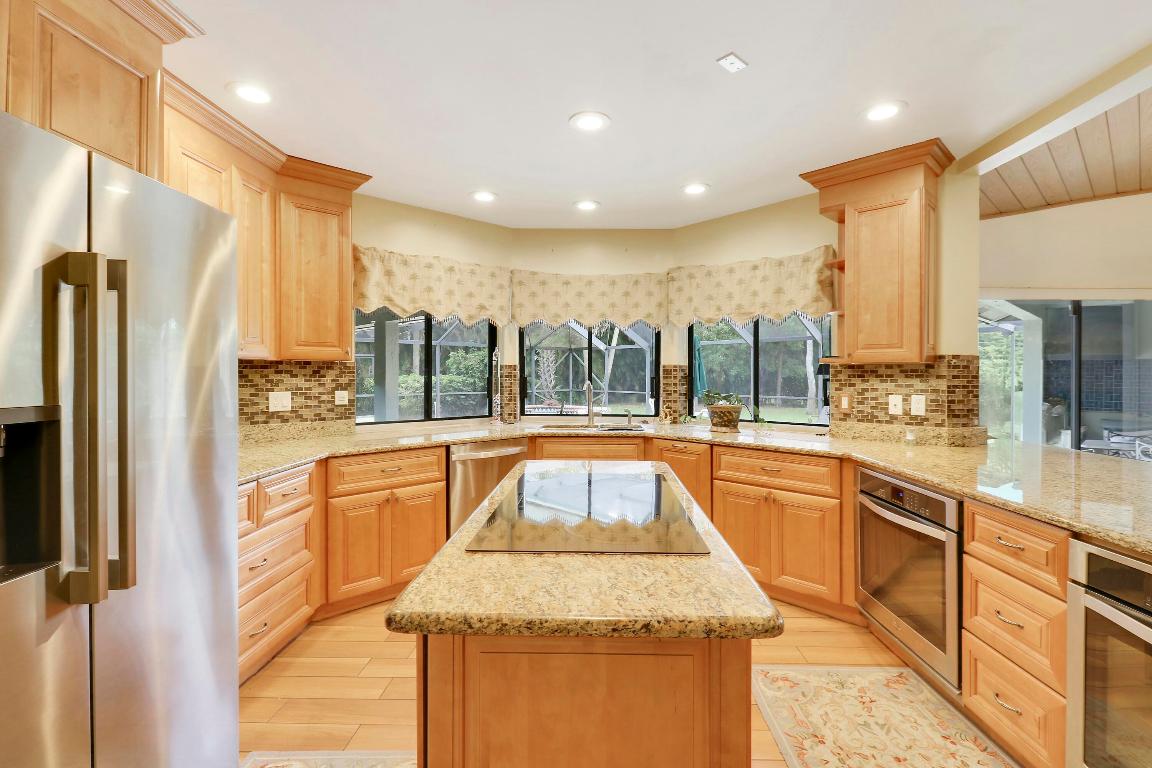 13302 Doubletree Circle