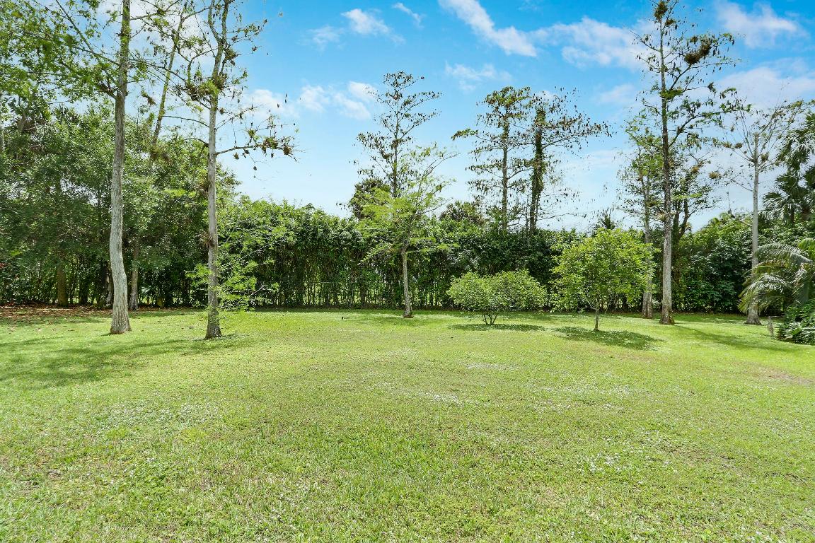 13302 Doubletree Circle