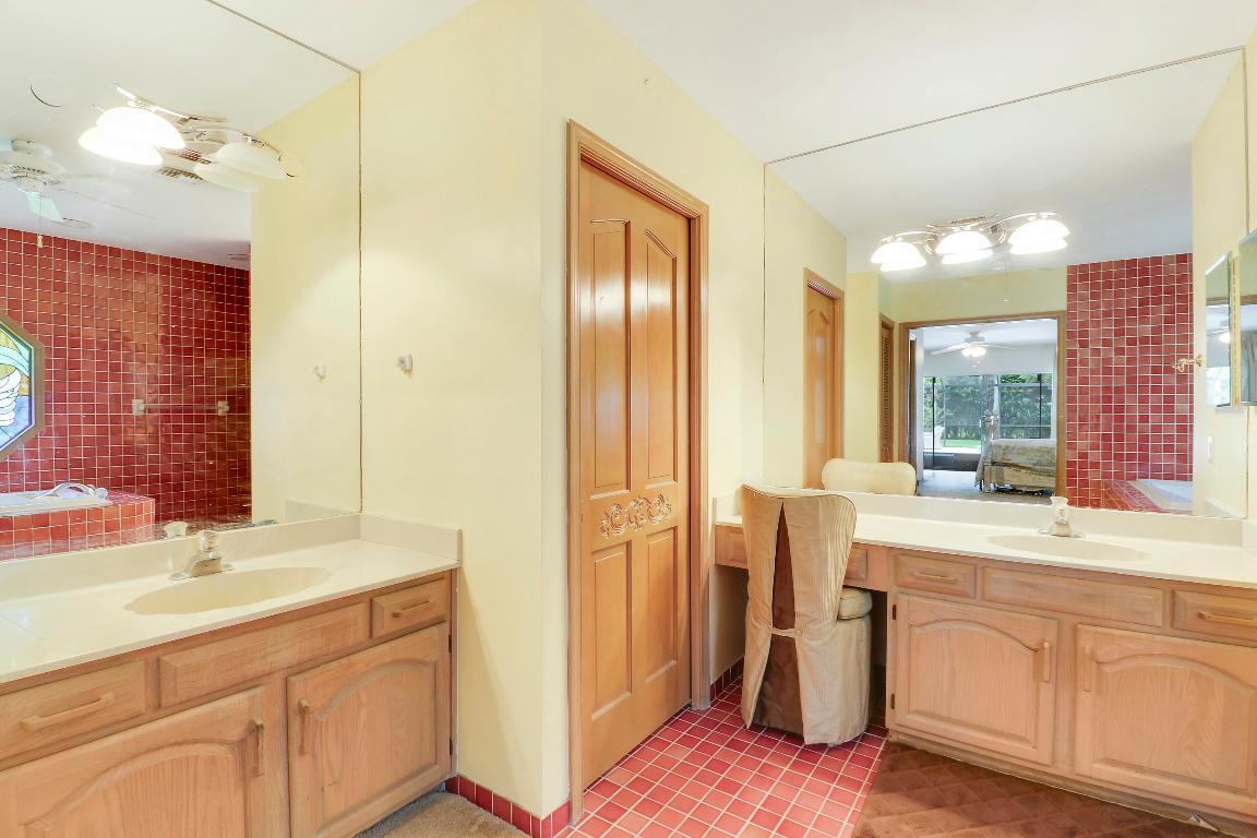 13302 Doubletree Circle