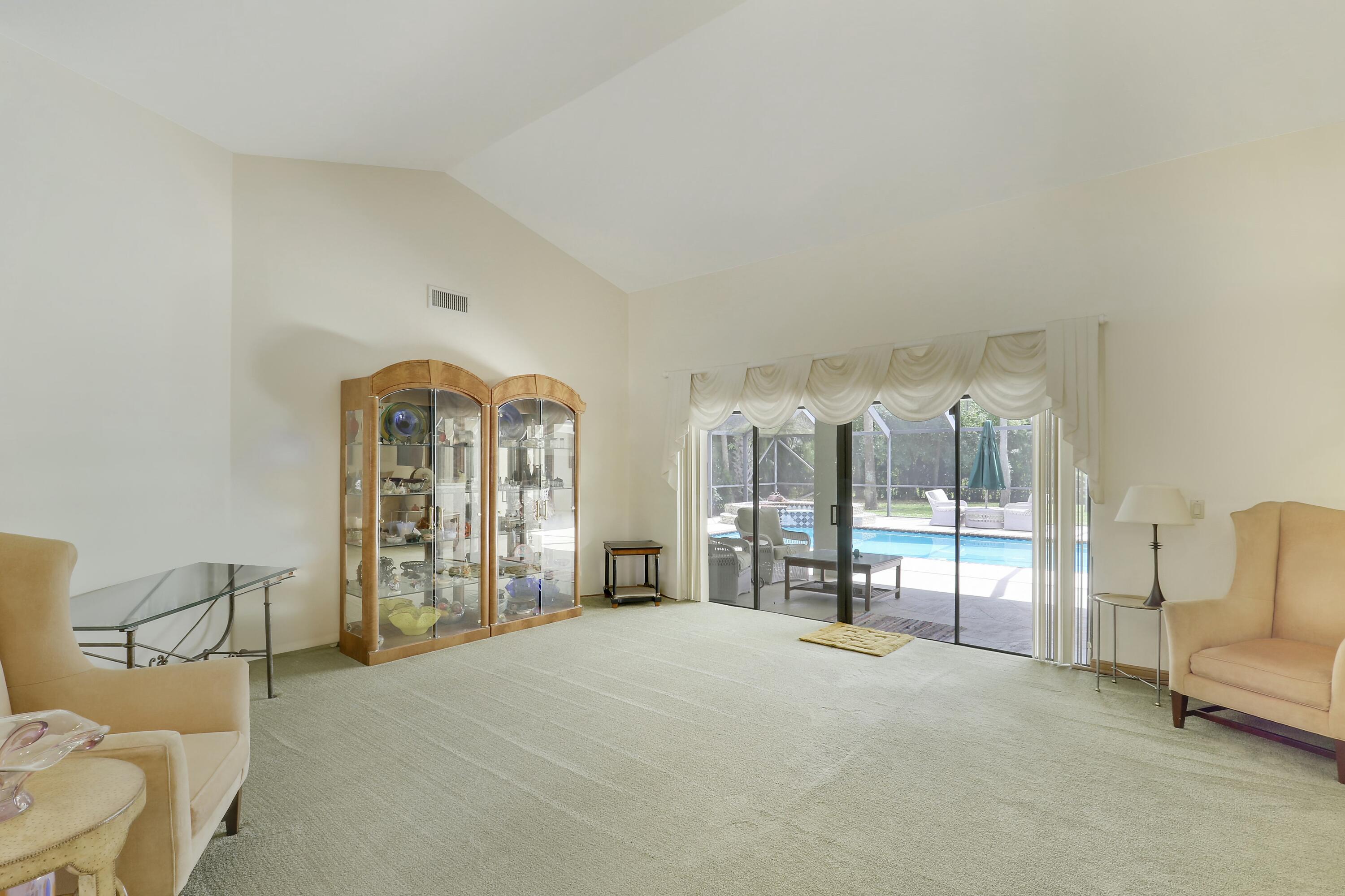 13302 Doubletree Circle