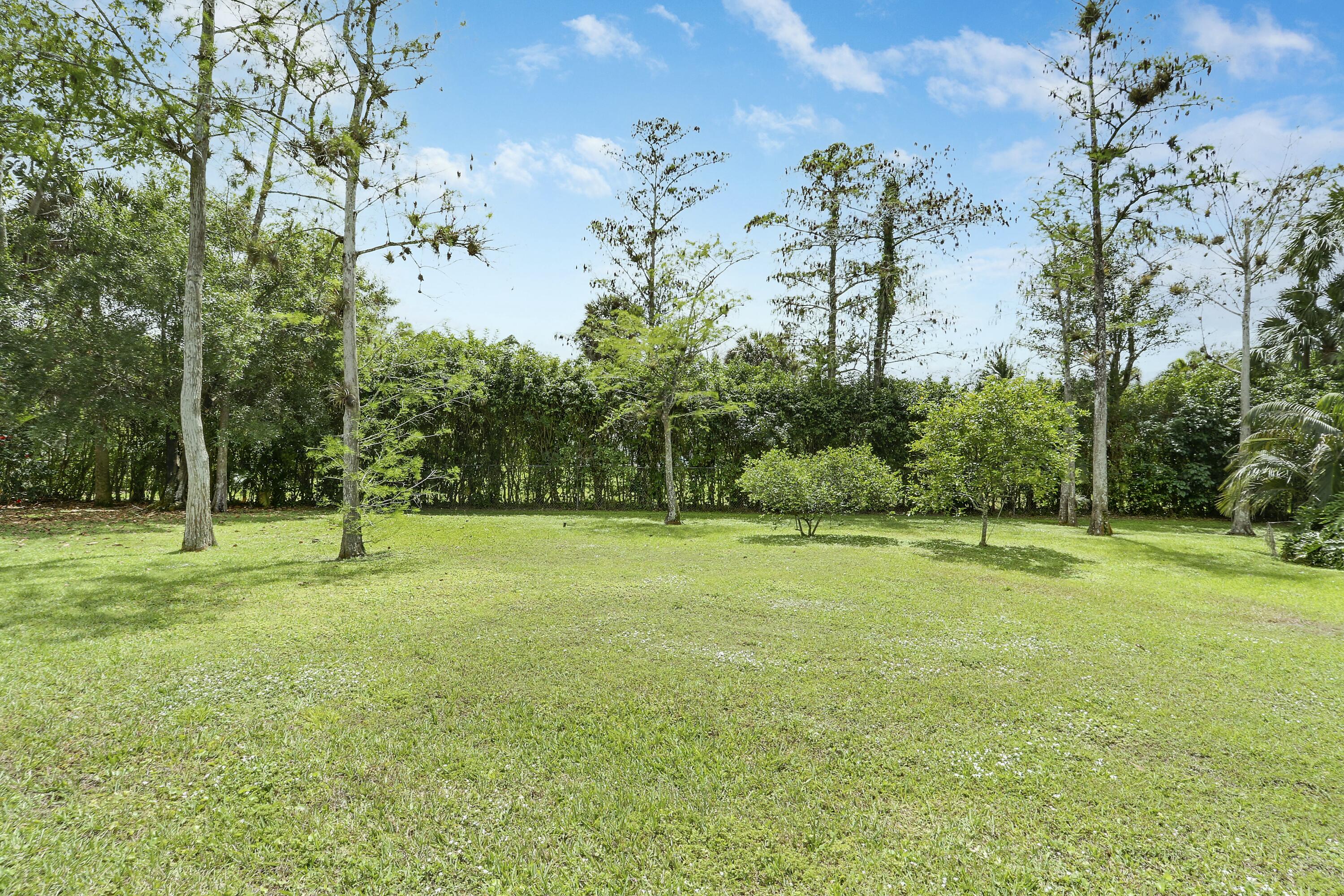 13302 Doubletree Circle