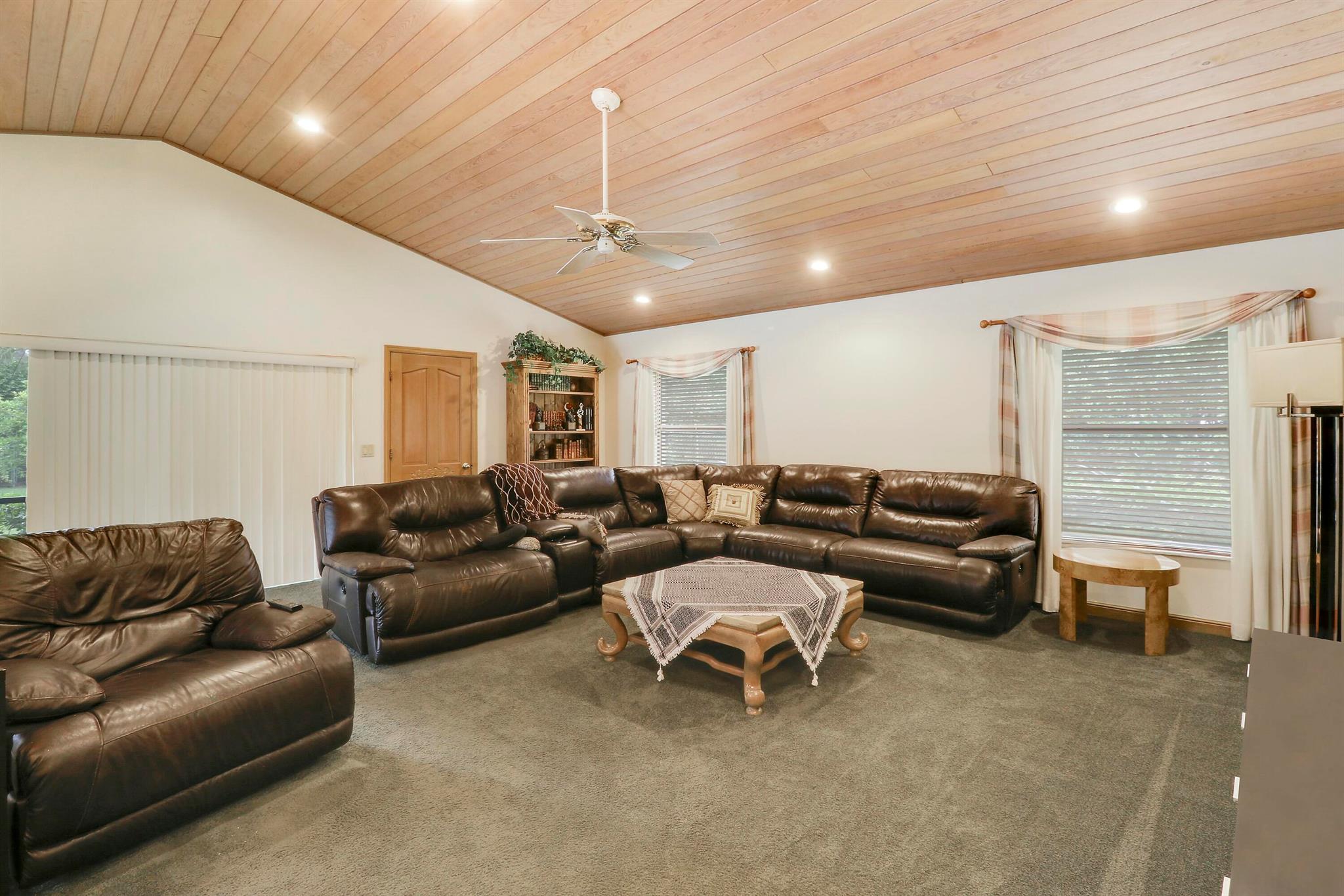 13302 Doubletree Circle