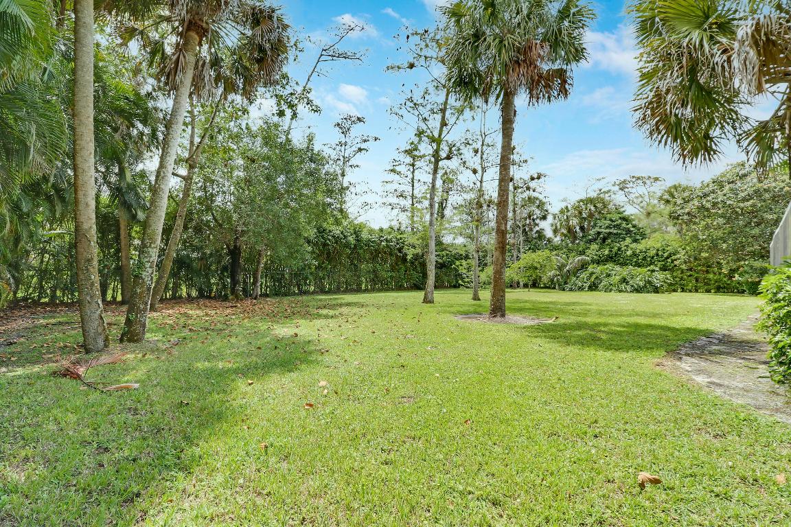 13302 Doubletree Circle