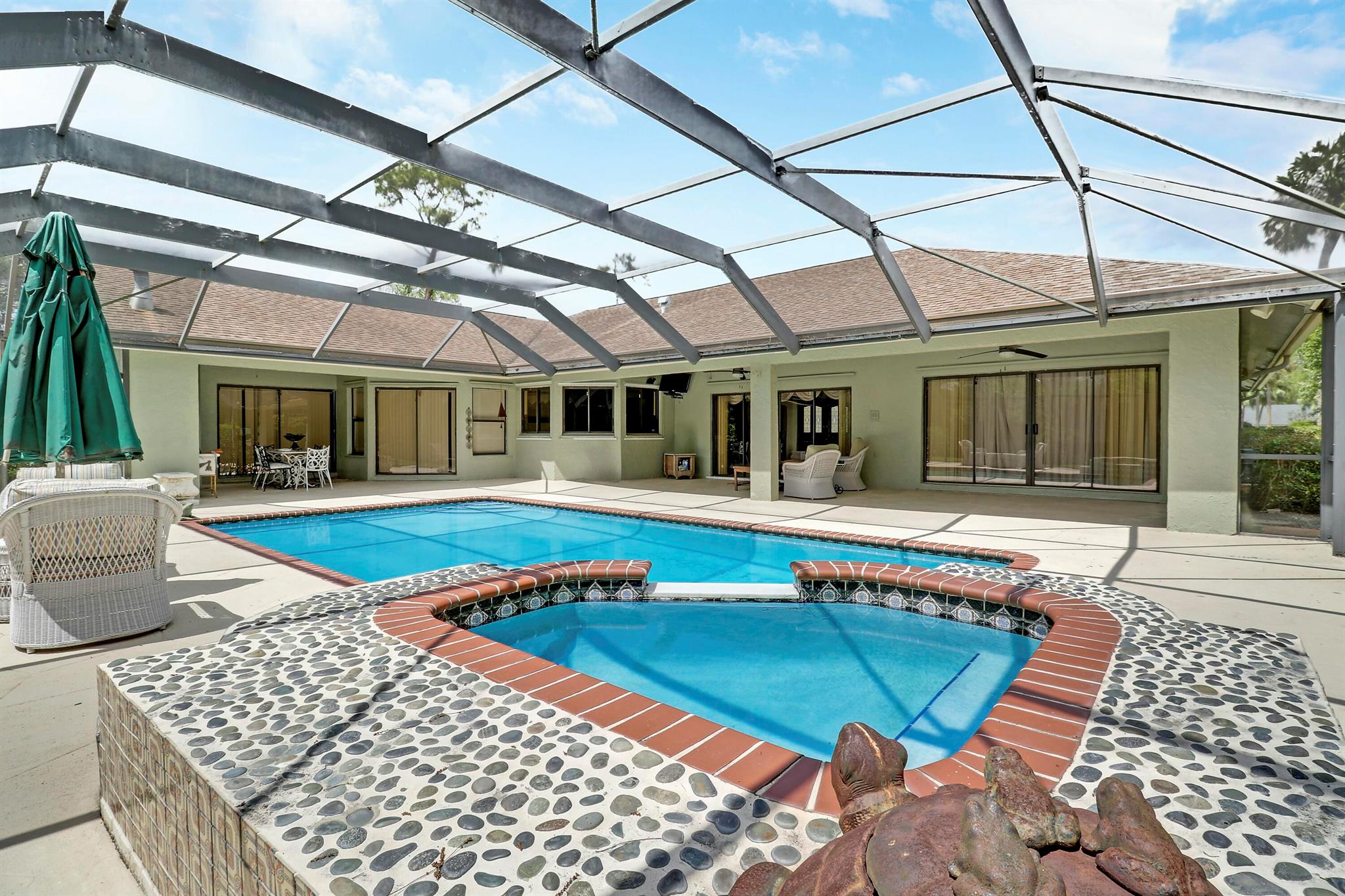 13302 Doubletree Circle