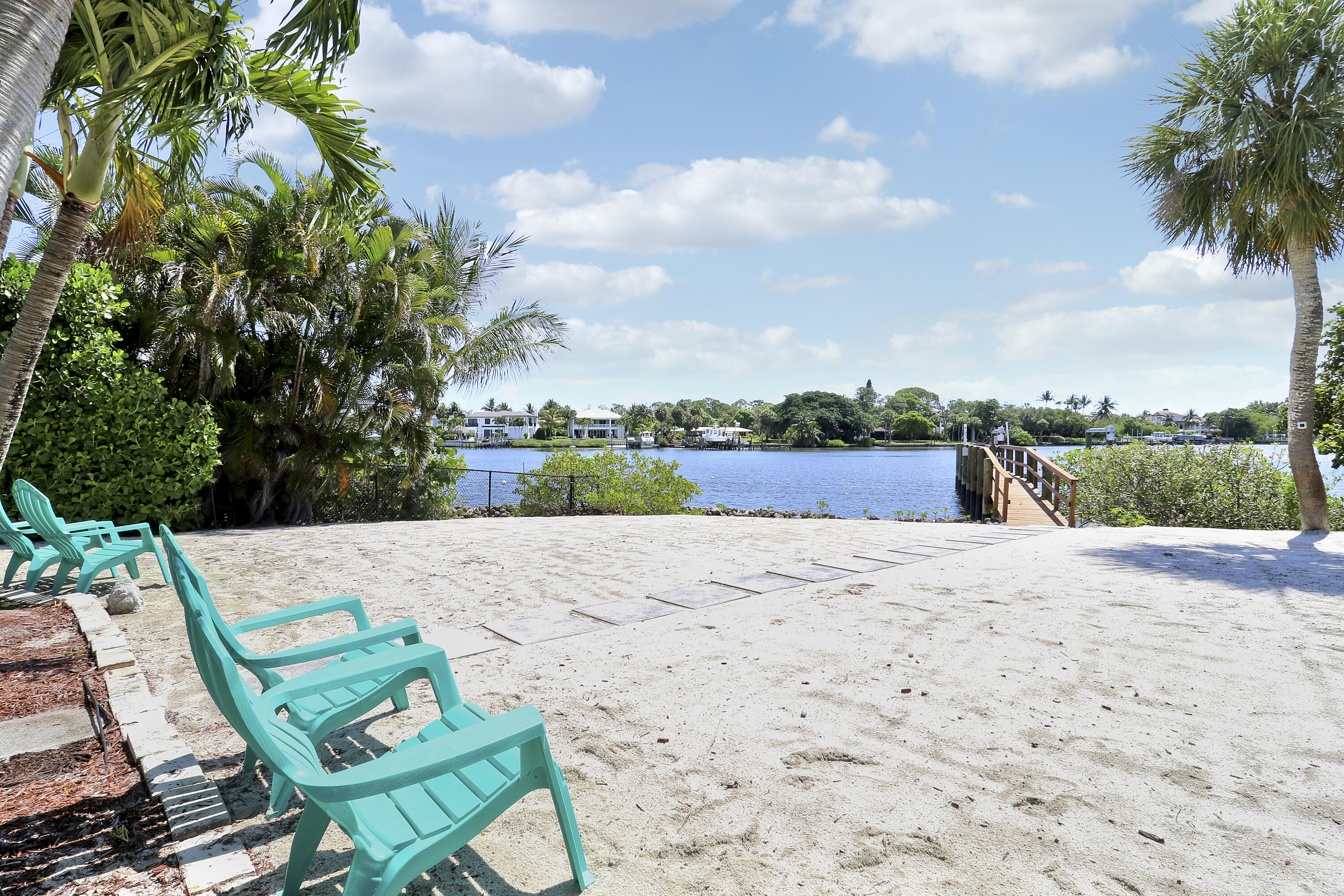 19560 Gulfstream Drive