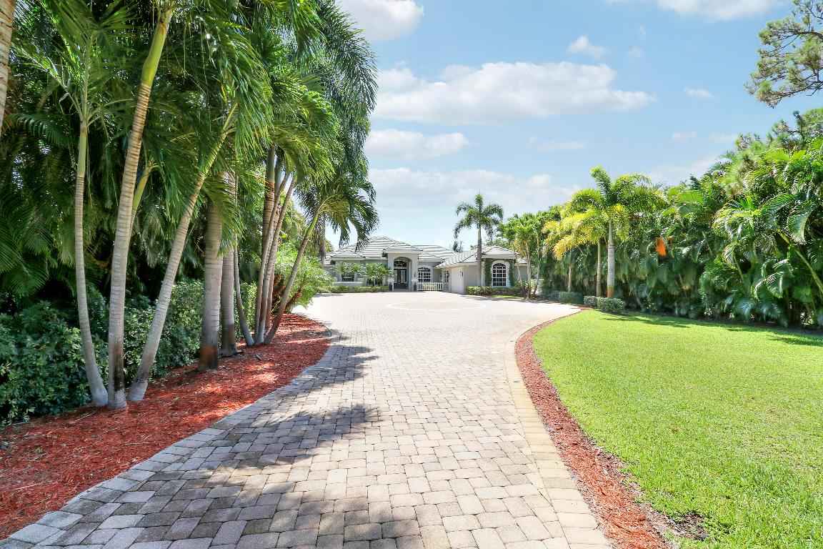 19560 Gulfstream Drive