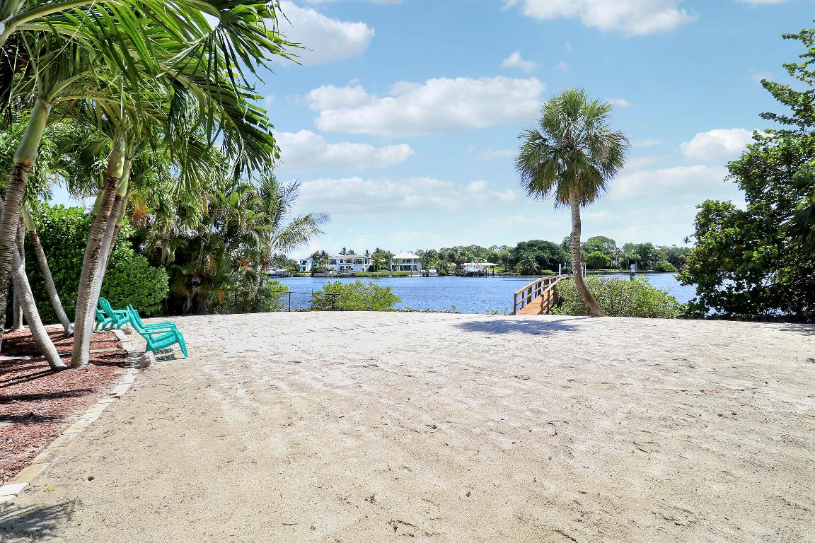 19560 Gulfstream Drive