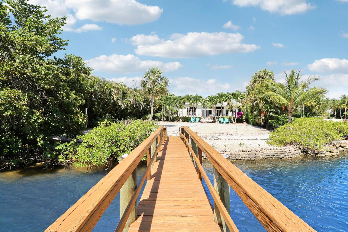 19560 Gulfstream Drive