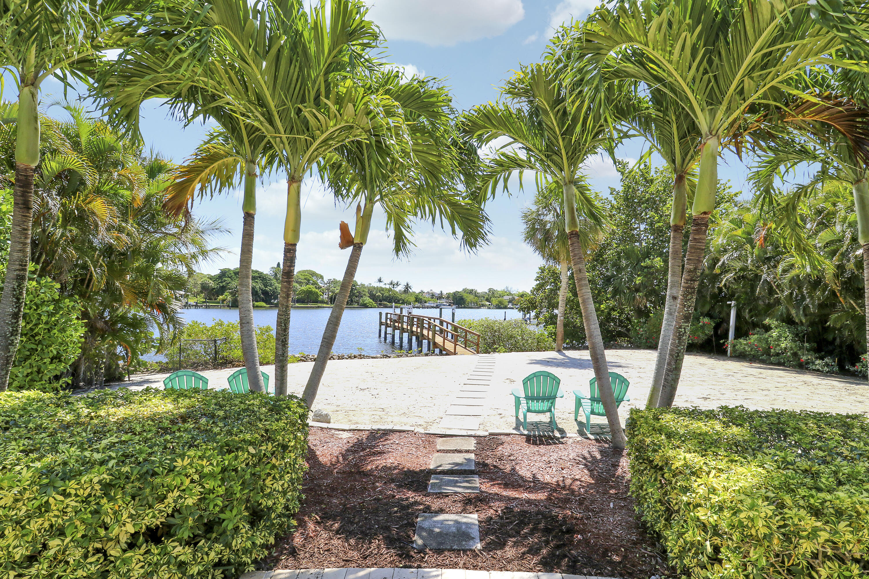 19560 Gulfstream Drive