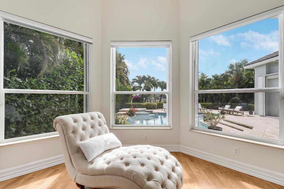 19560 Gulfstream Drive