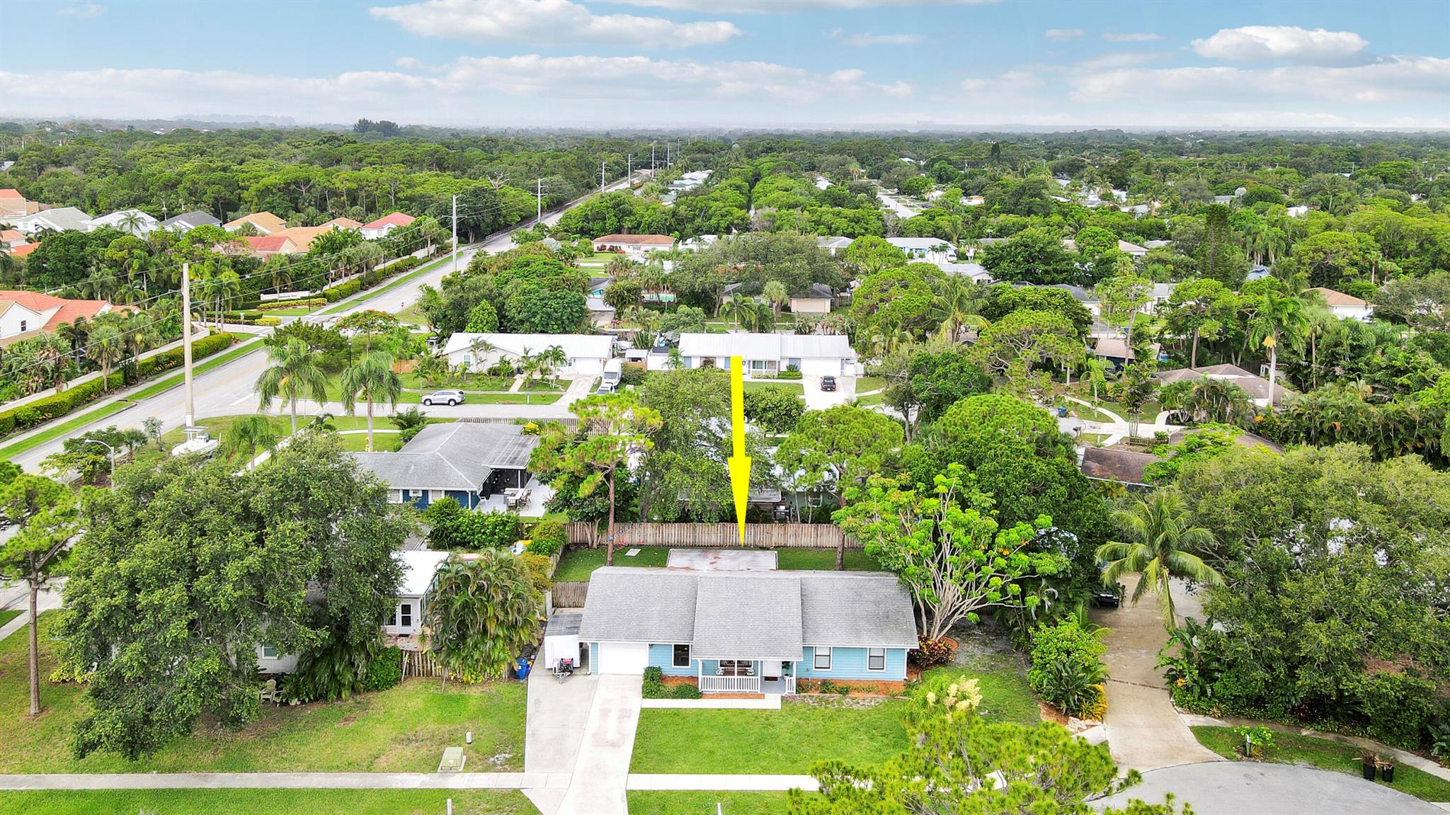 902 Oak Circle
