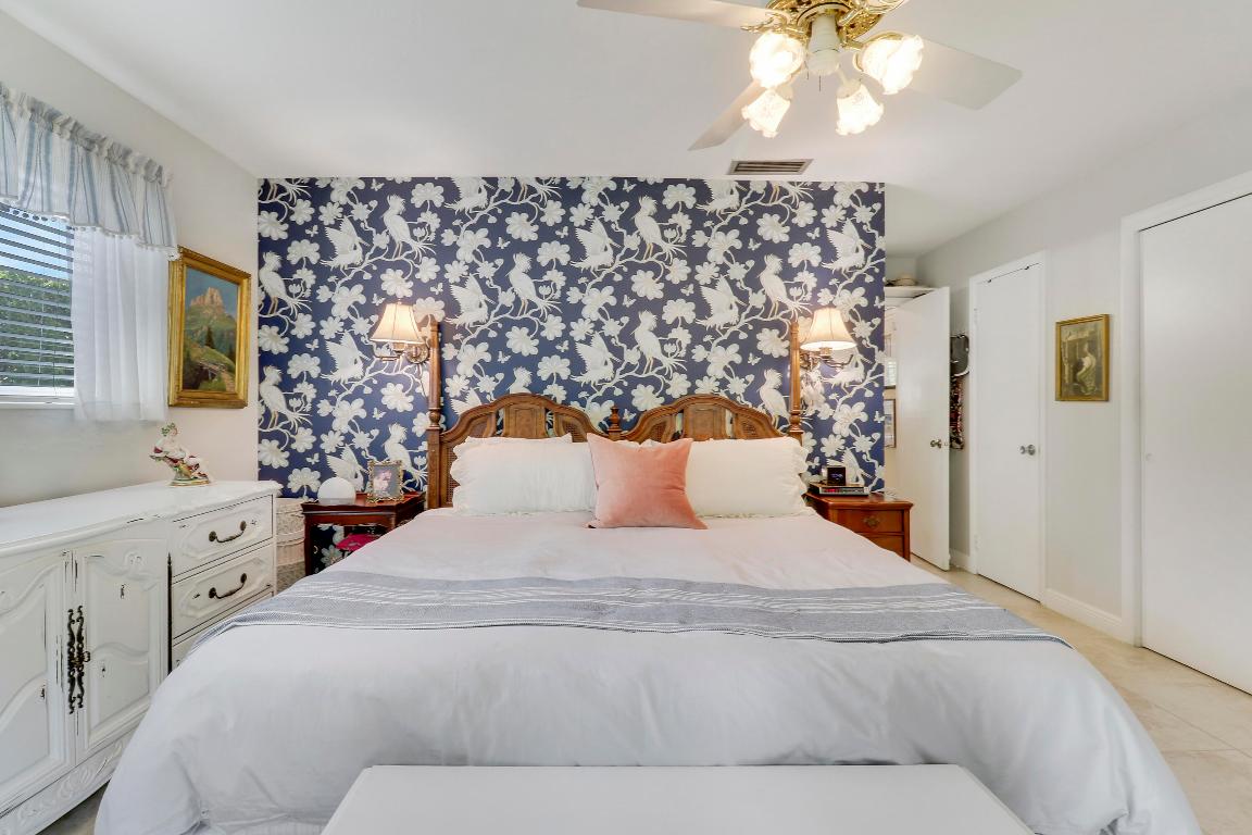 10421 SW 107th Street