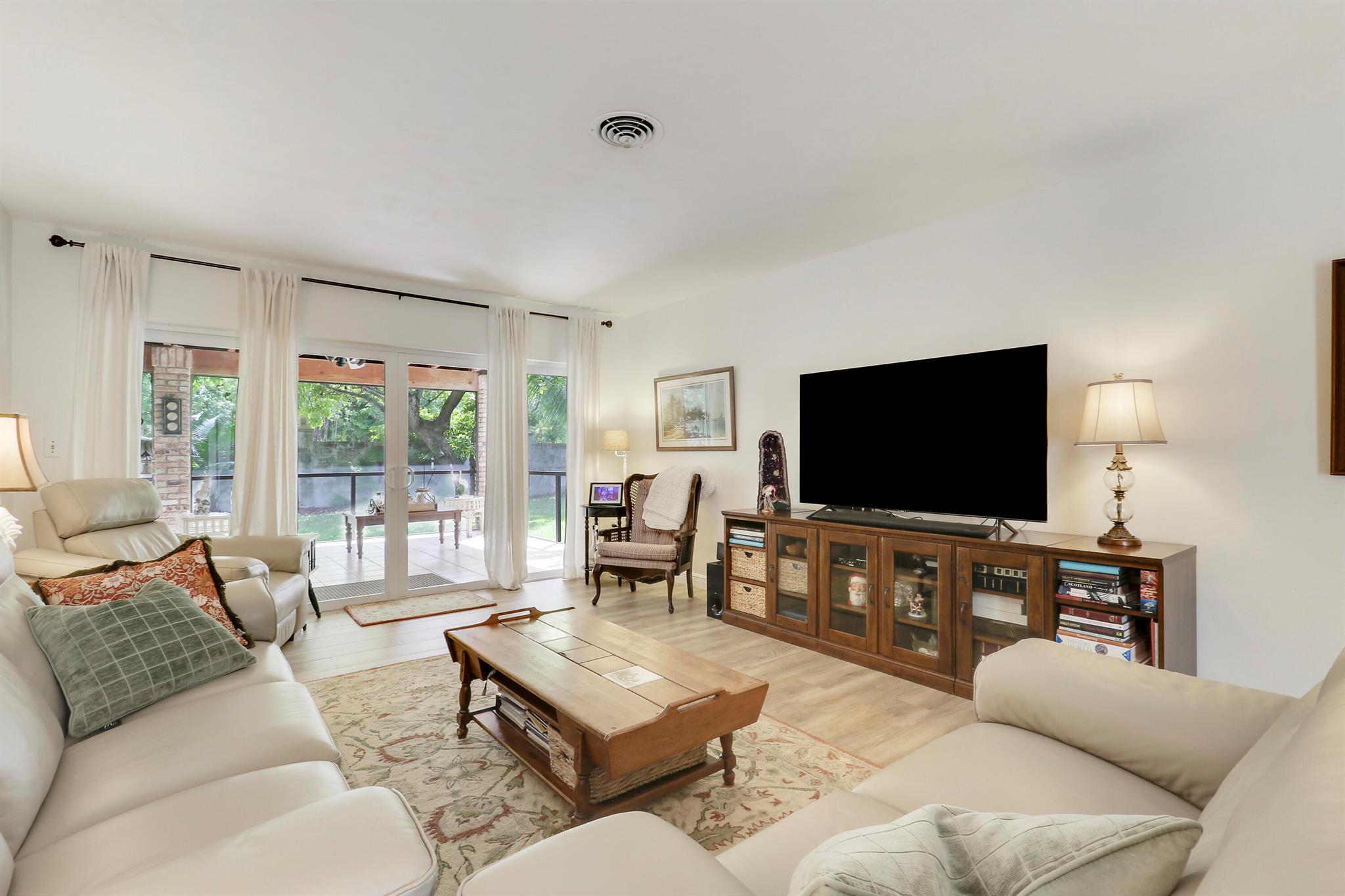 10421 SW 107th Street