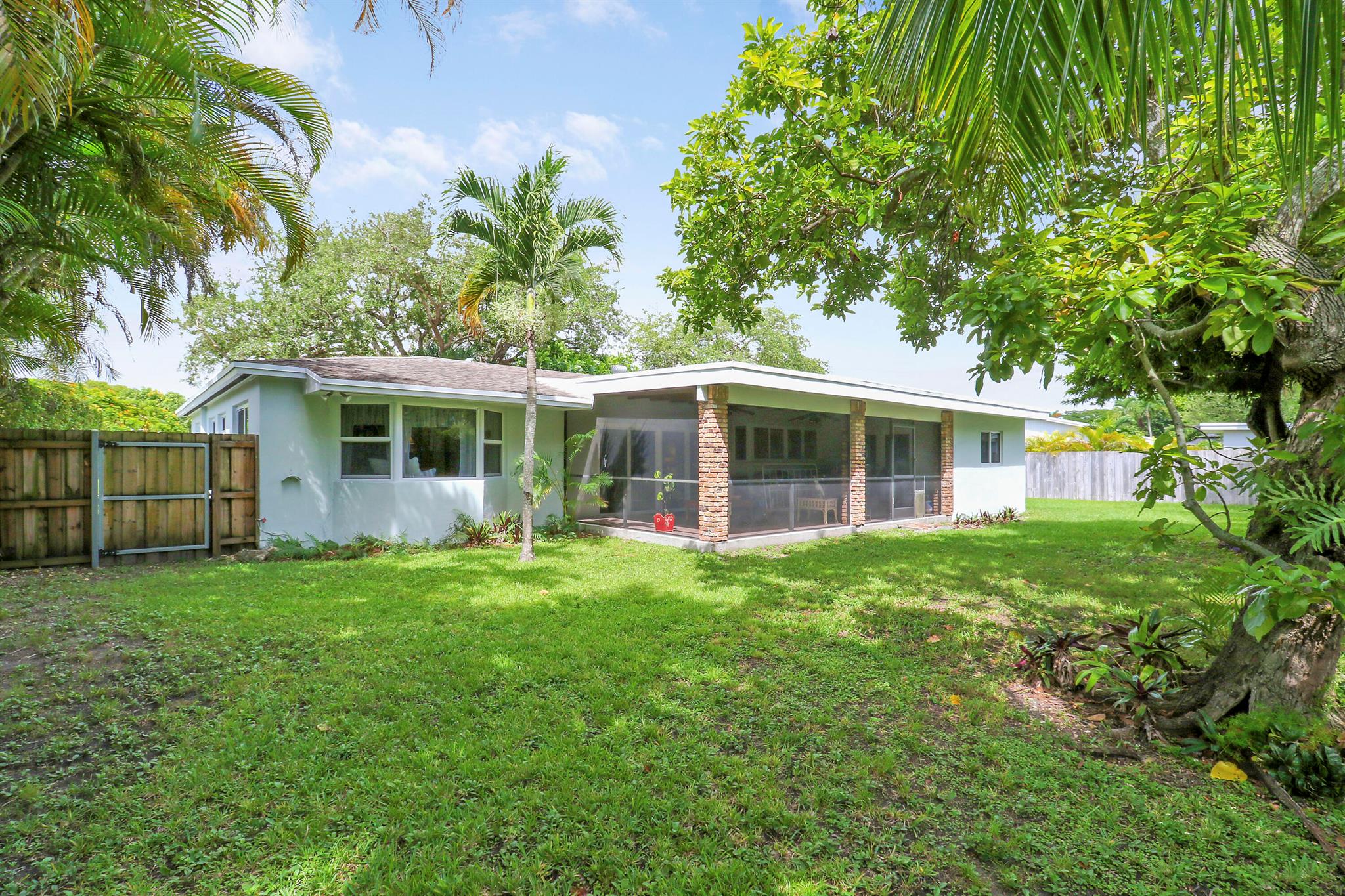 10421 SW 107th Street