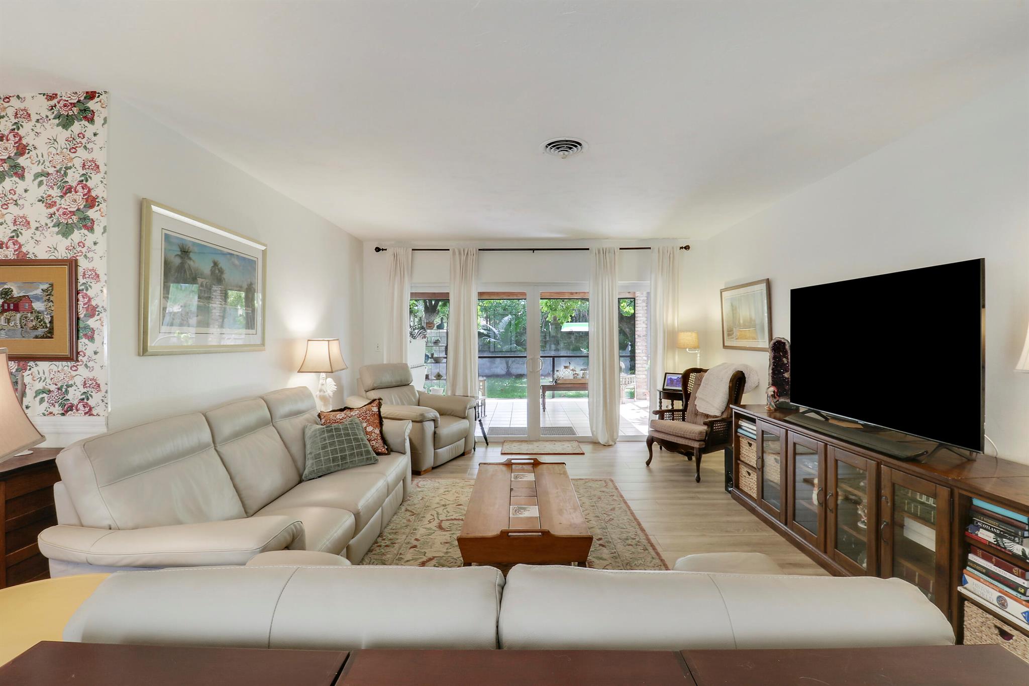 10421 SW 107th Street