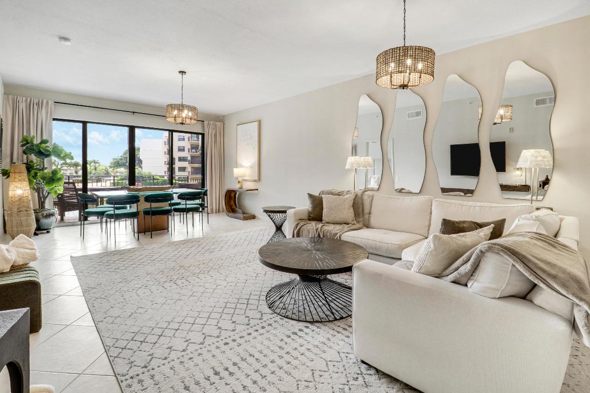 370 Golfview Road 202