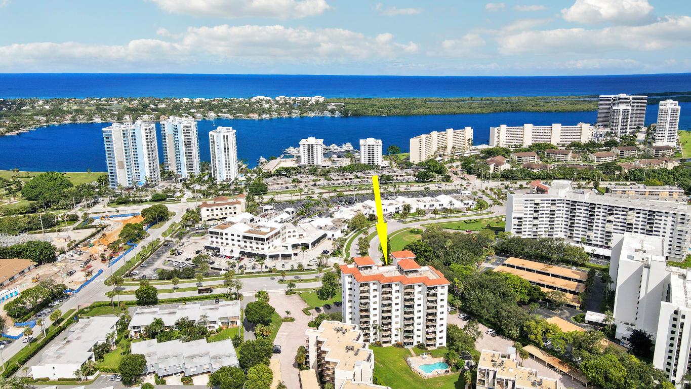 370 Golfview Road 202