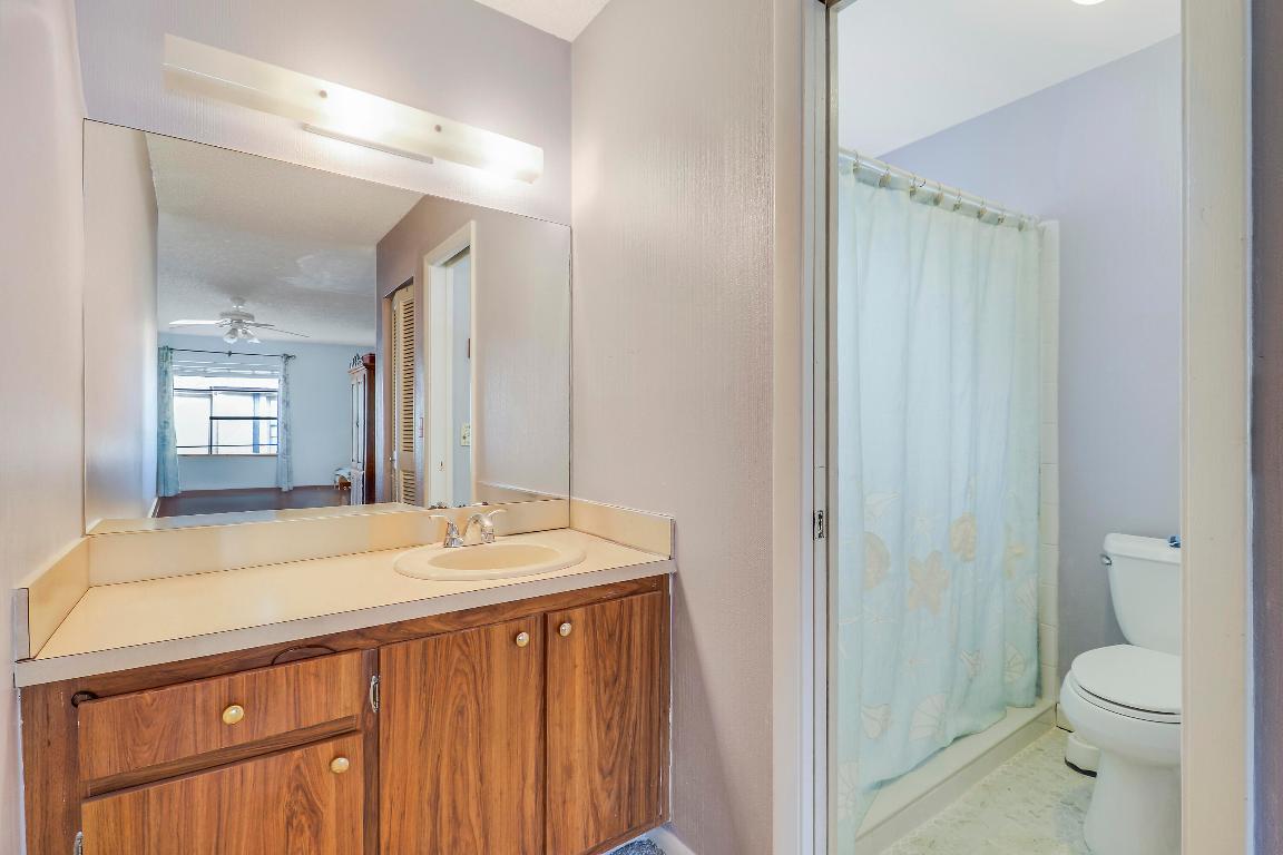 128 Sherwood Circle 13b