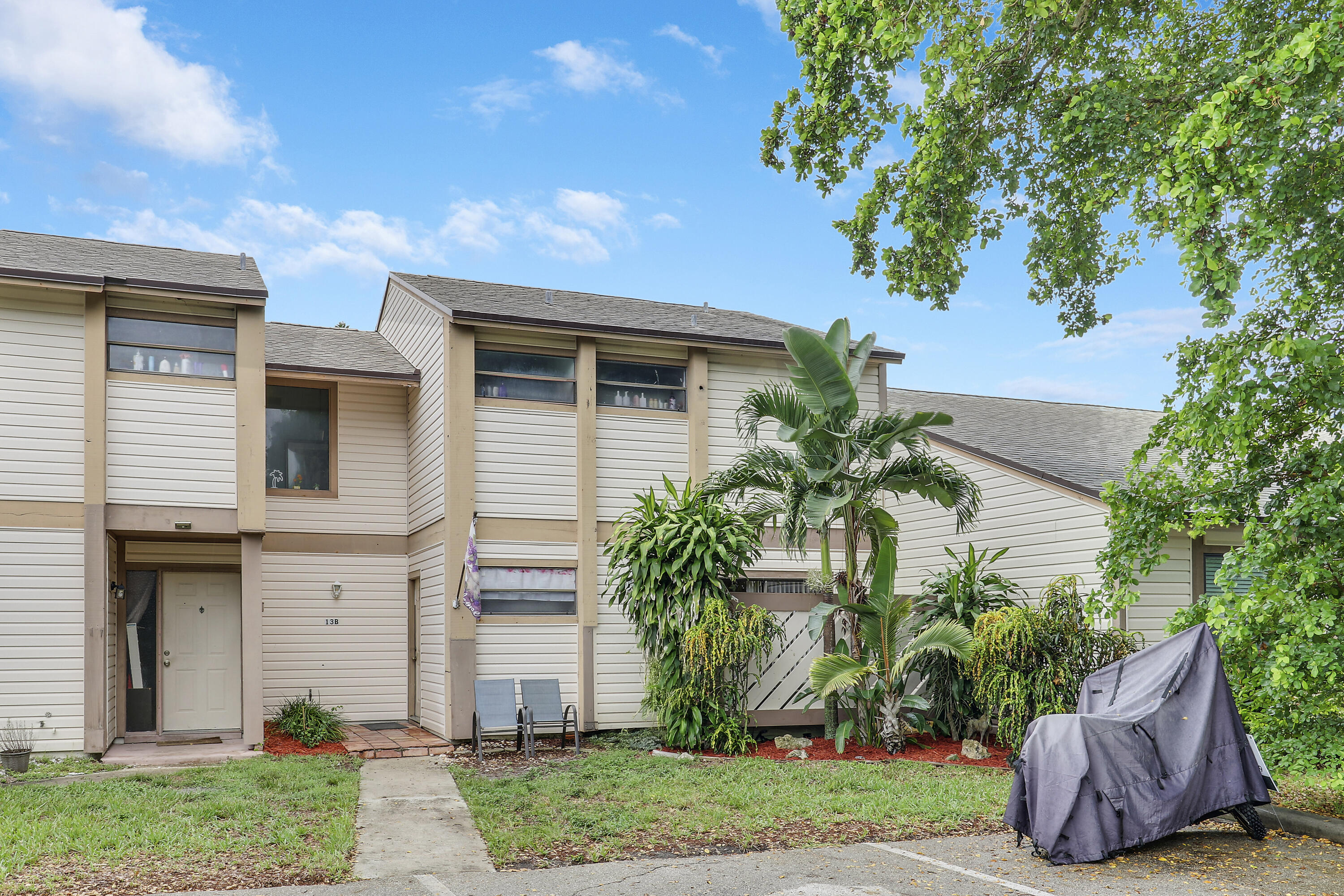 128 Sherwood Circle 13b