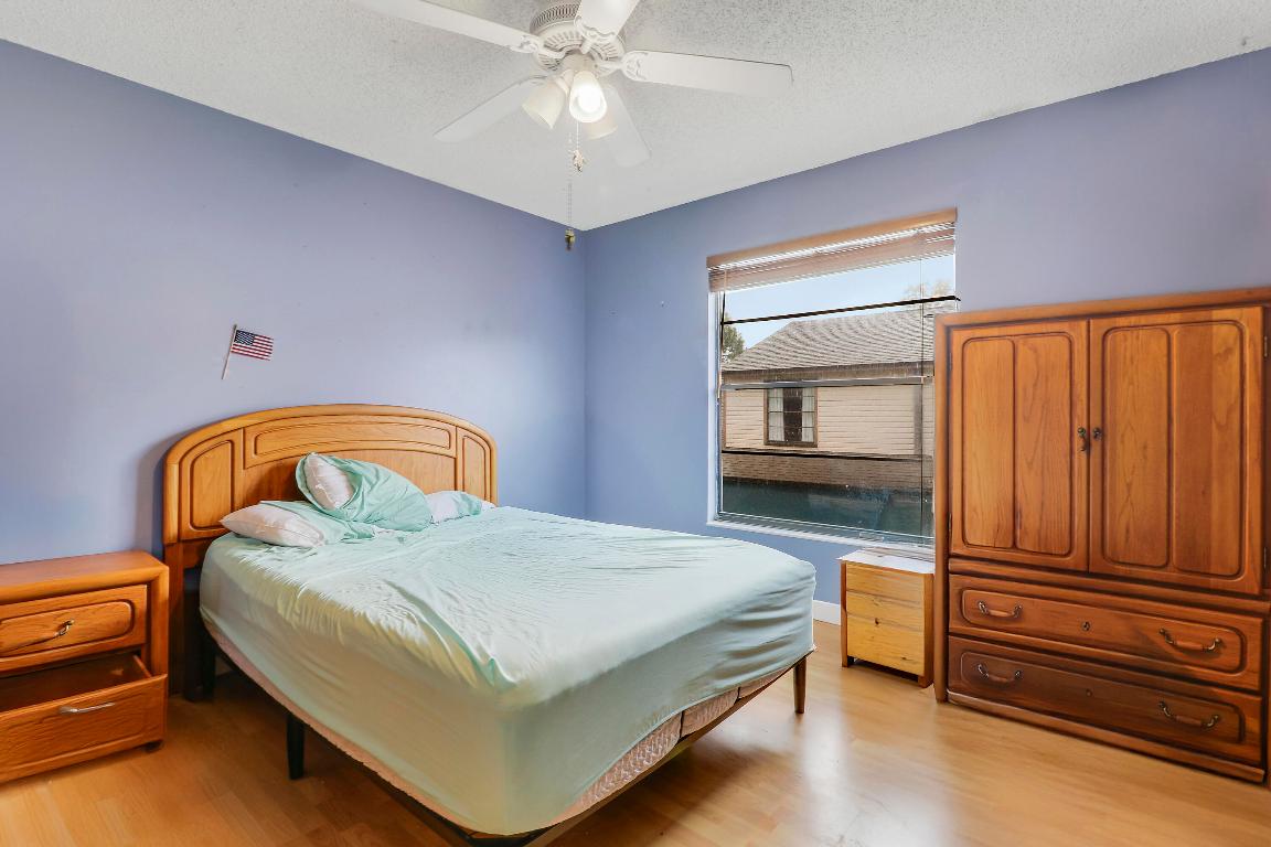 128 Sherwood Circle 13b