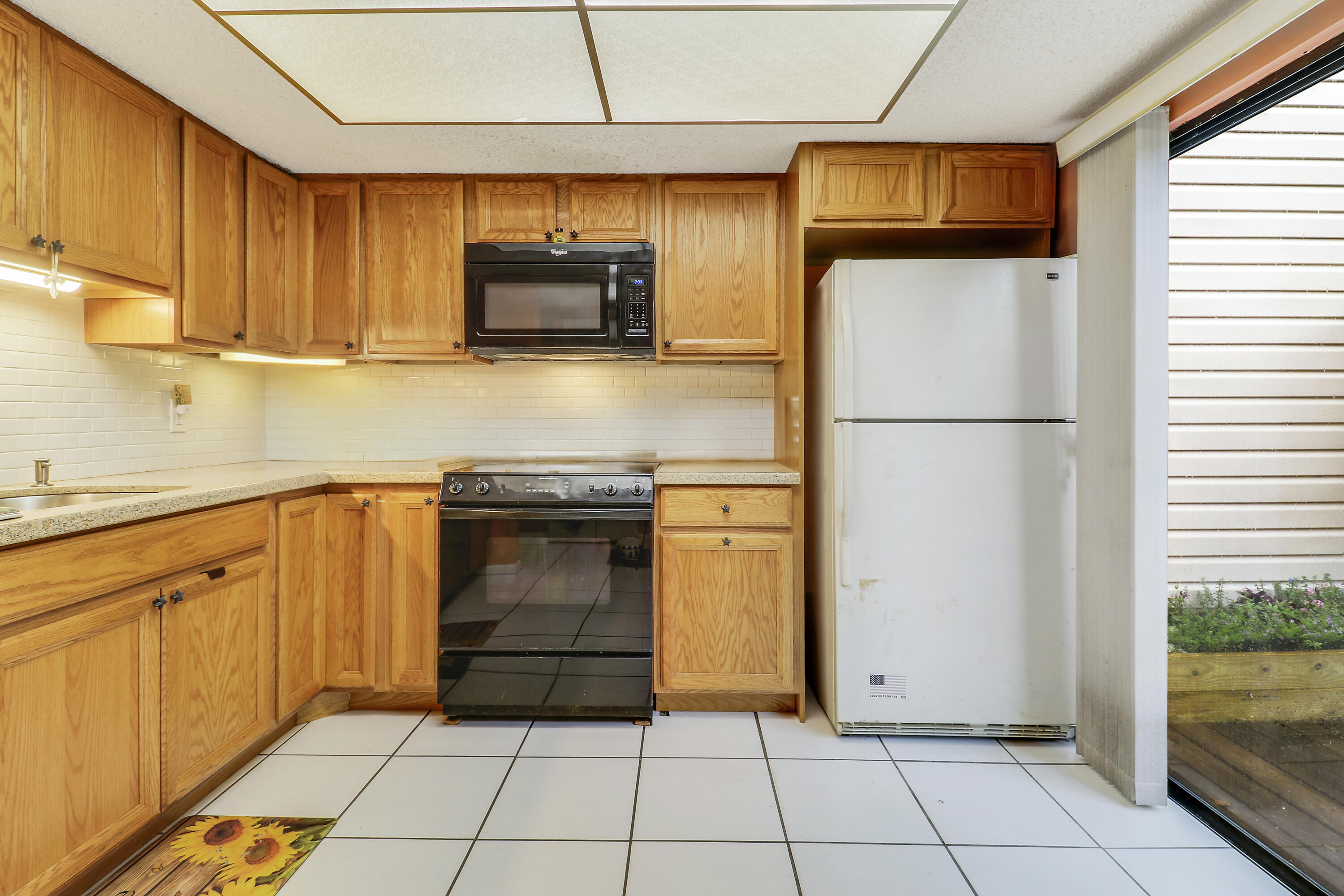 128 Sherwood Circle 13b