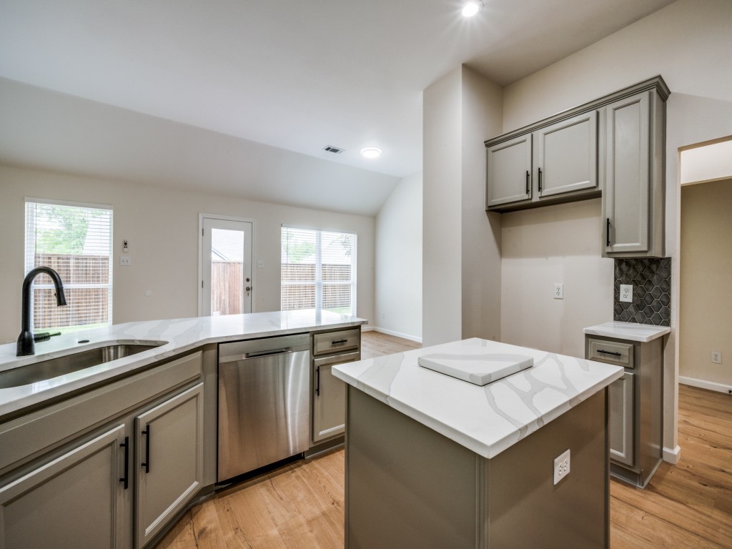 1711 Caladium Drive