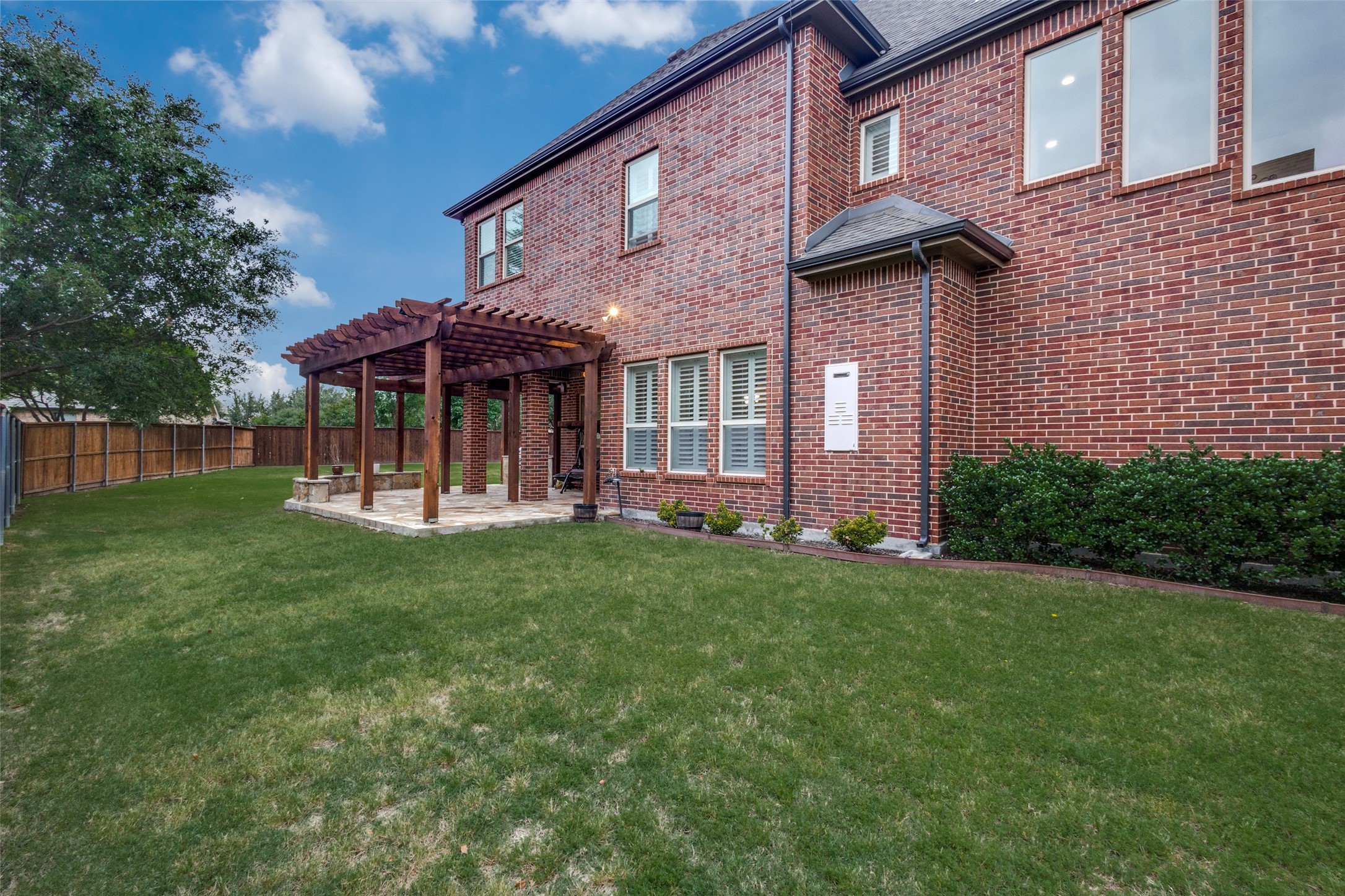 2204 Aberdeen Drive