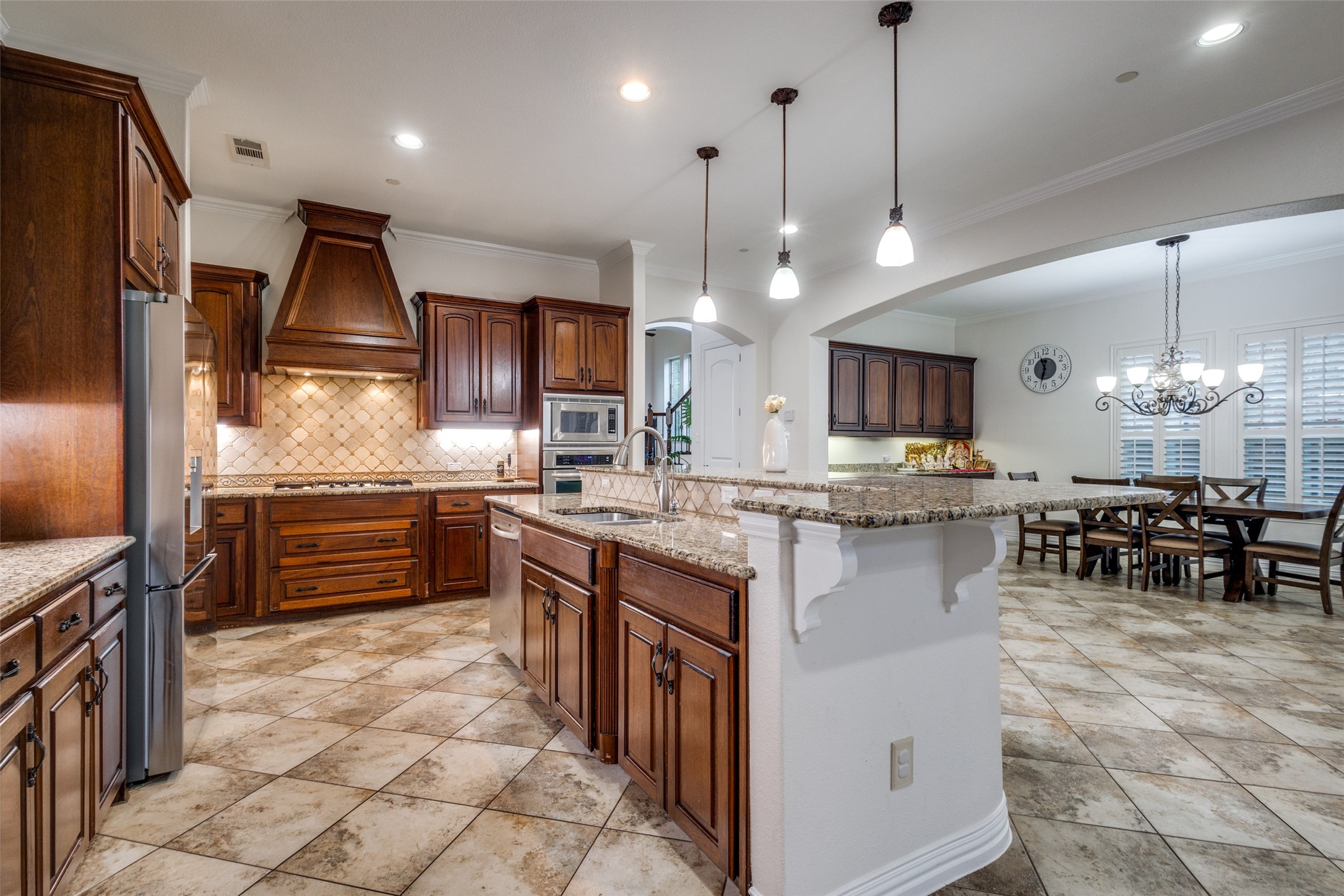 2204 Aberdeen Drive