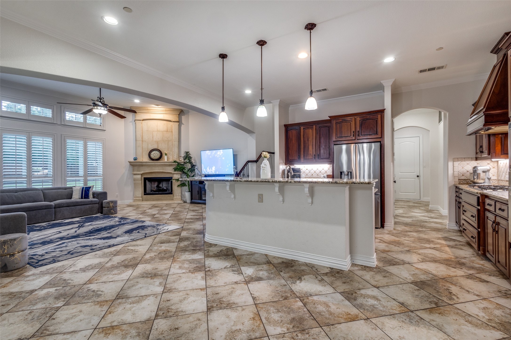 2204 Aberdeen Drive