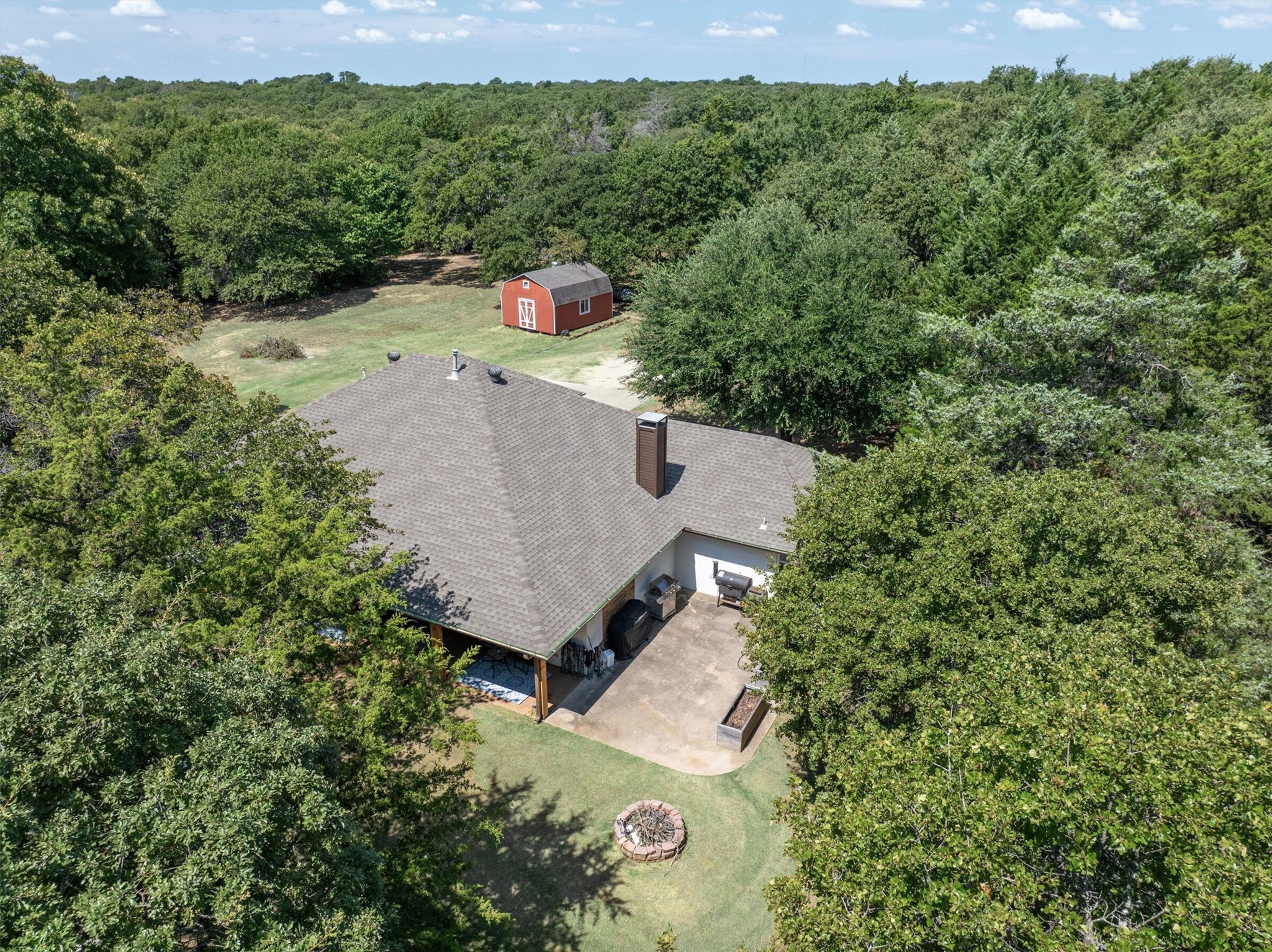 790 Sleepy Hollow Lane